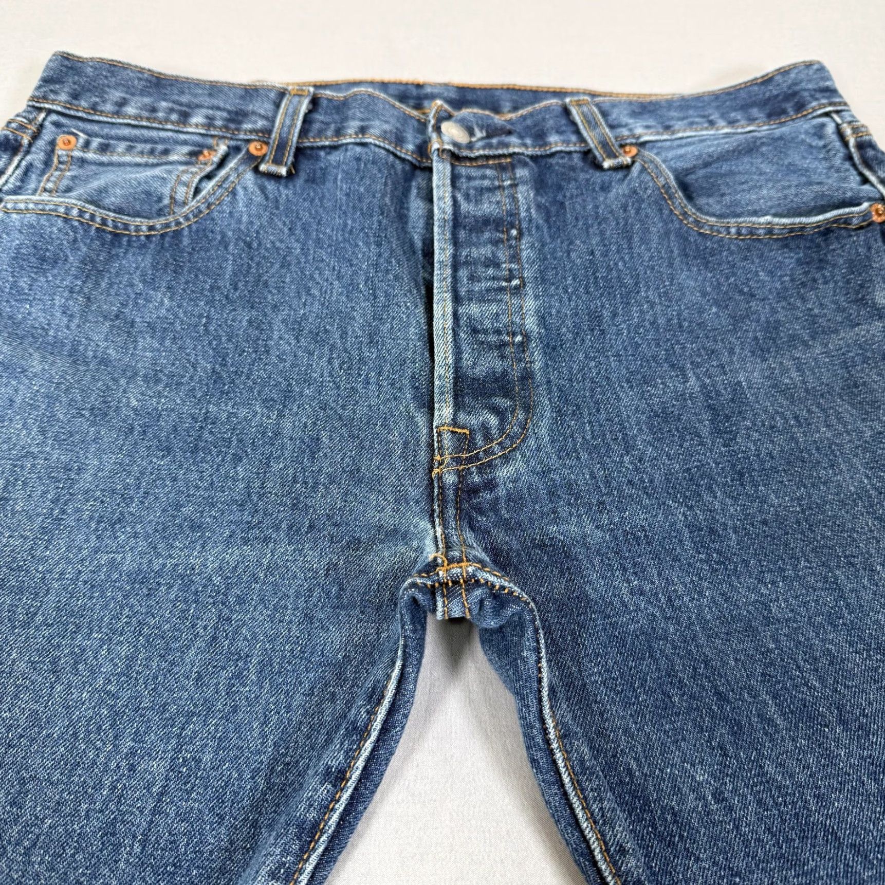 Levi's Levi's 501 Jeans Men Medium Blue Denim Straight 501 Original Fit W34 L32 Cowboy Western Workwear Jeans Size US 34 / EU 50 - 3 Thumbnail