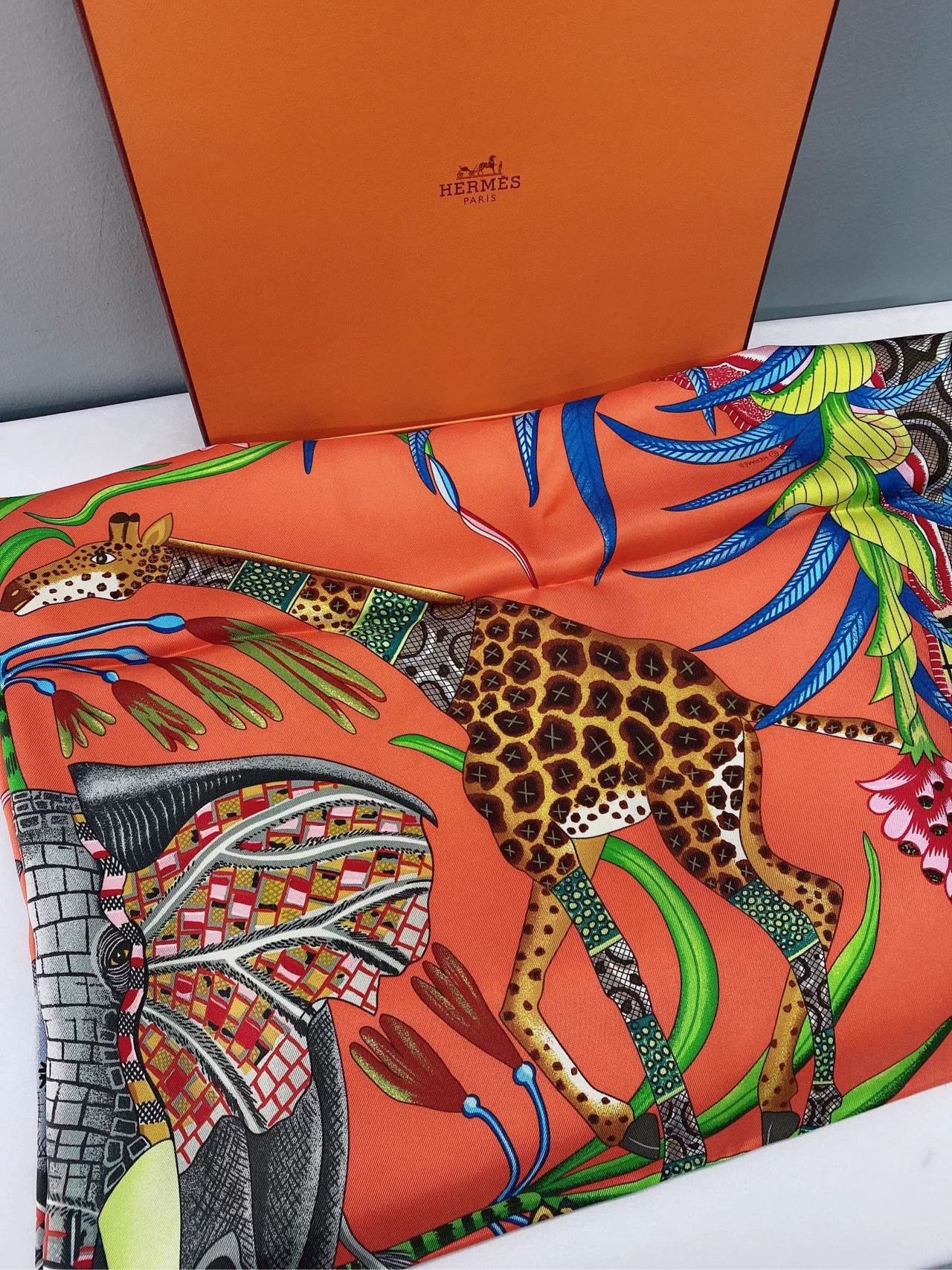 Hermes Hermes Silk Scarf Zambezi 90cm First Ed Limited Orange/Seafoam Size ONE SIZE - 3 Thumbnail
