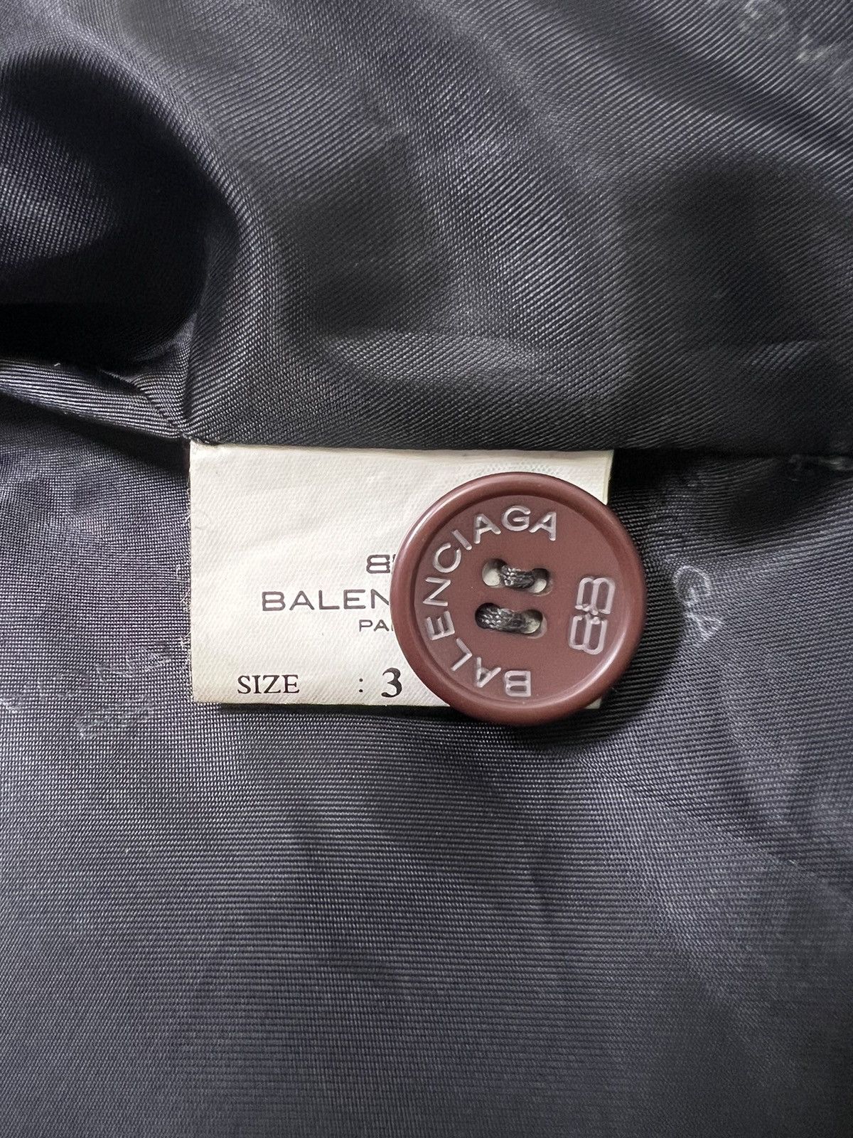 Balenciaga Balenciaga - Vintage - 1997 - Button Up Leather Coat Size US L / EU 52-54 / 3 - 21 Thumbnail