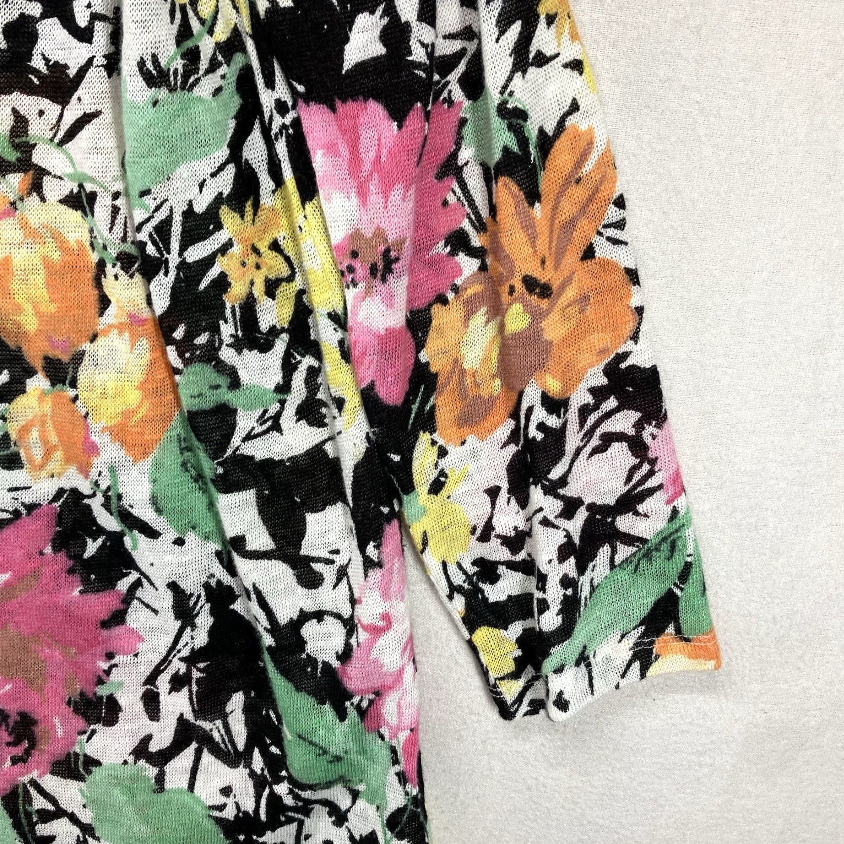 Ralph Lauren Lauren Ralph Lauren Blouse Women Lightweight Floral Linen Pullover Top Various Colors Sizes S Size S / US 4 / IT 40 - 7 Thumbnail