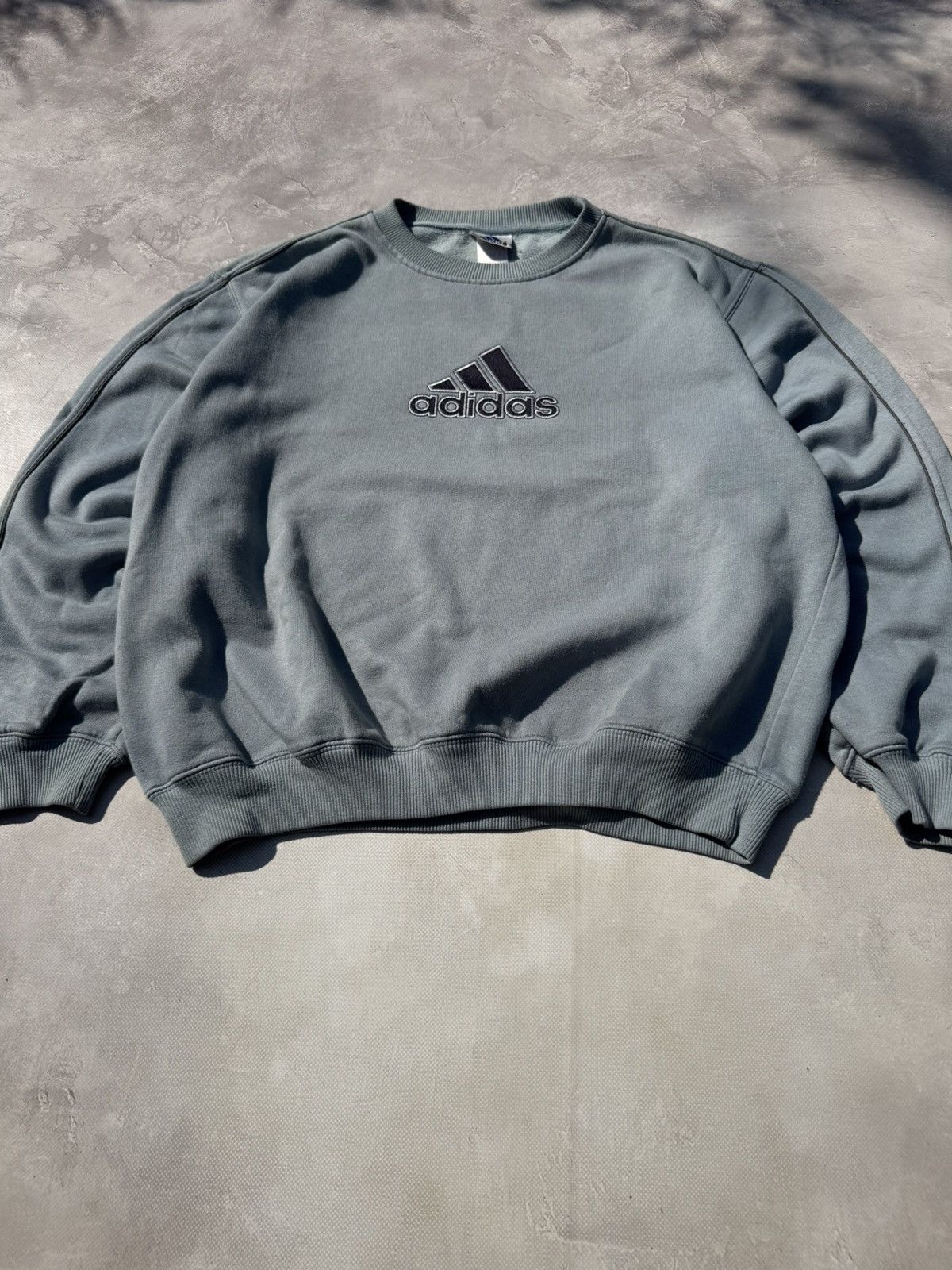 Adidas Vintage 00s Adidas Y2k Baggy Crewneck Sweatshirt Size US XL / EU 56 / 4 - 4 Thumbnail
