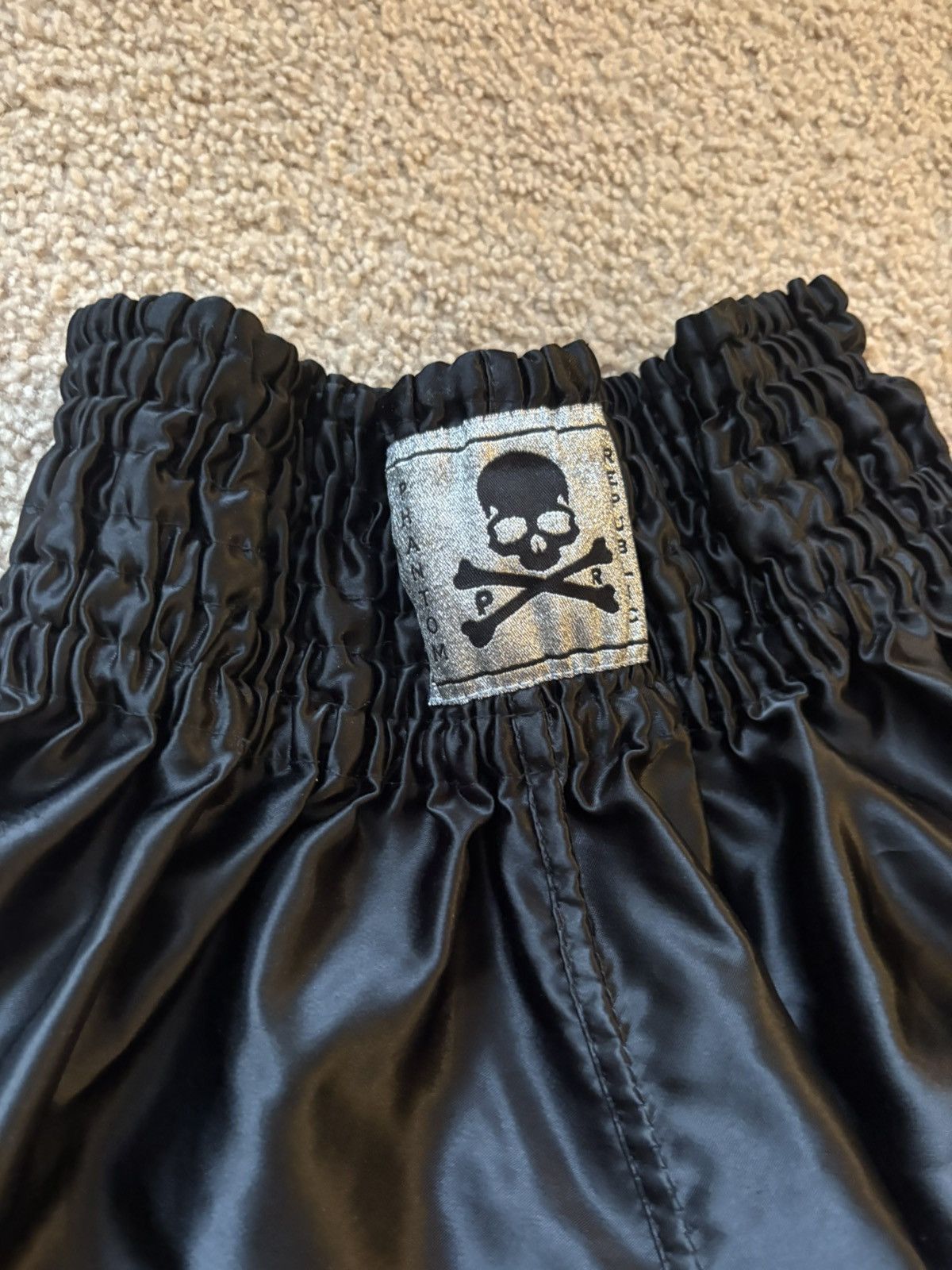 Other BLACK SKULL AND BONES MUAY THAI/ BOXING SHORTS Size US 32 / EU 48 - 2 Thumbnail