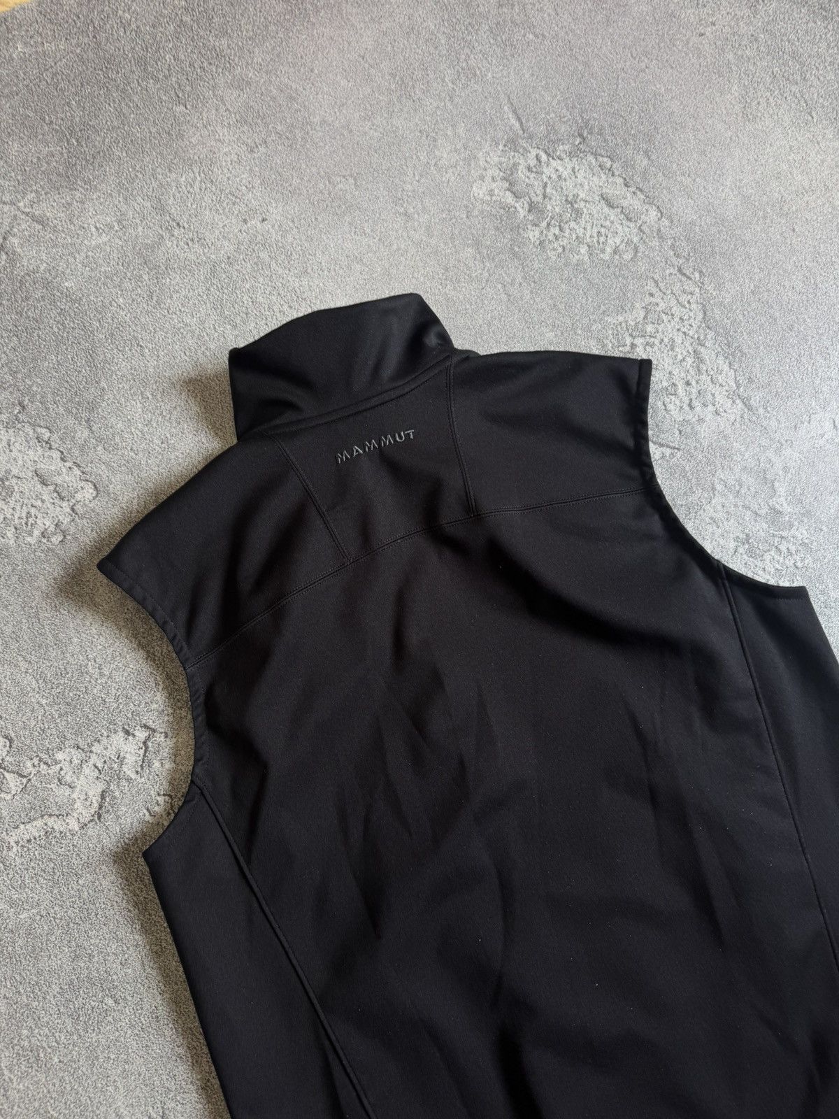 Mammut Mammut L outdoor zip Softshell vest jacket windstopper Size US L / EU 52-54 / 3 - 16 Thumbnail