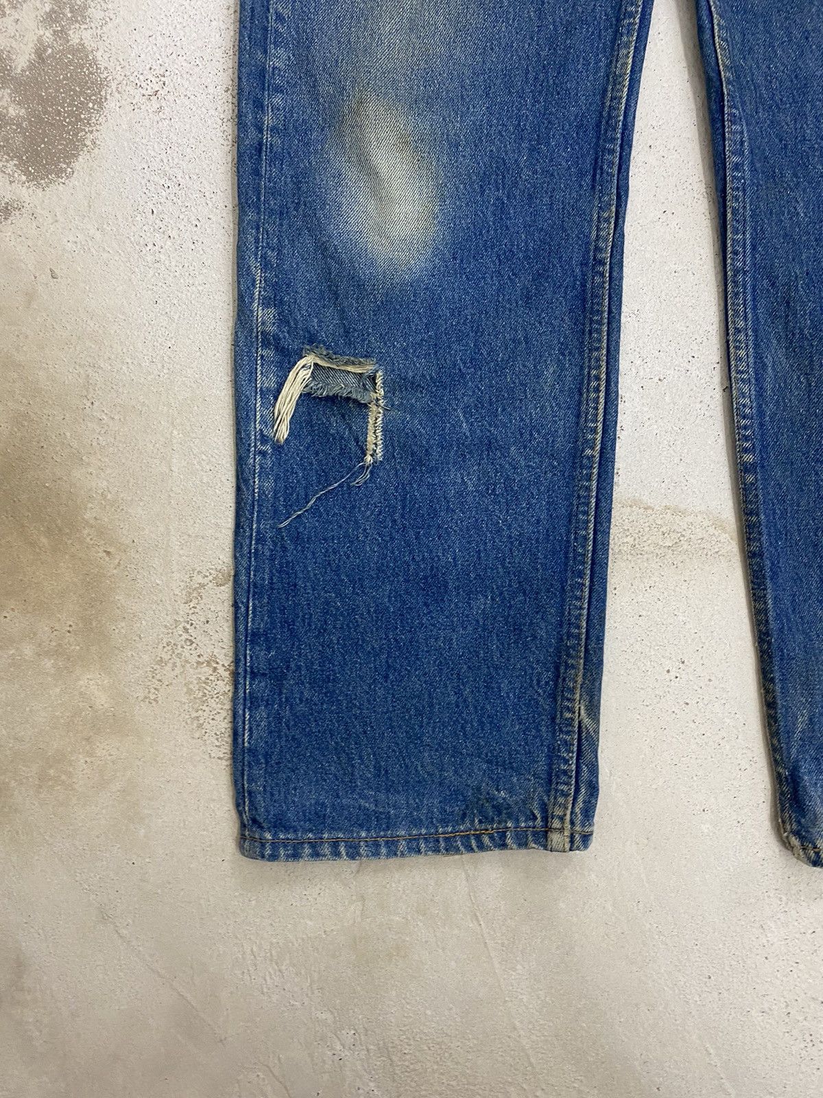 Levi's Vintage 90s Levis 501 XX Button Fly 552 Distressed Blue Jean Size US 34 / EU 50 - 8 Thumbnail