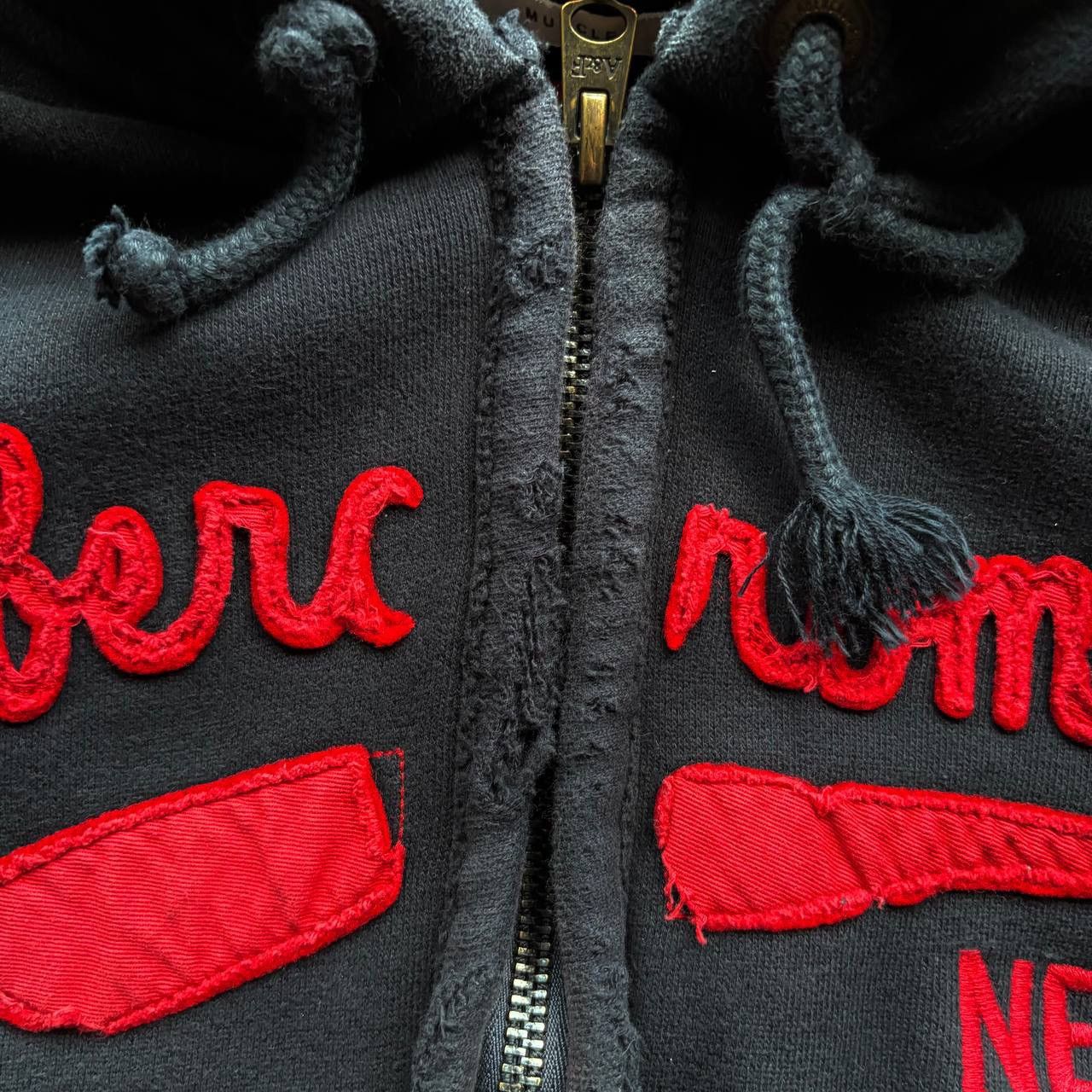 Abercrombie & Fitch Vintage Abercrombie & Fitch Full Zip Distressed Black Hoodie Size US XXL / EU 58 / 5 - 8 Thumbnail