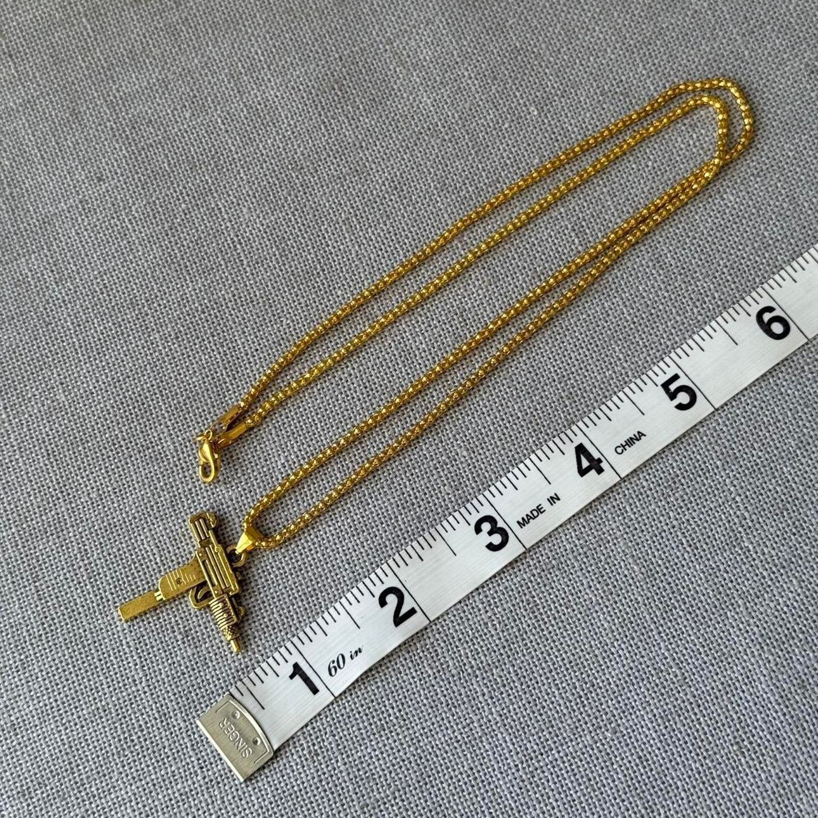 Other Y2k gold mini uzi necklace MENS2 Size ONE SIZE - 4 Thumbnail
