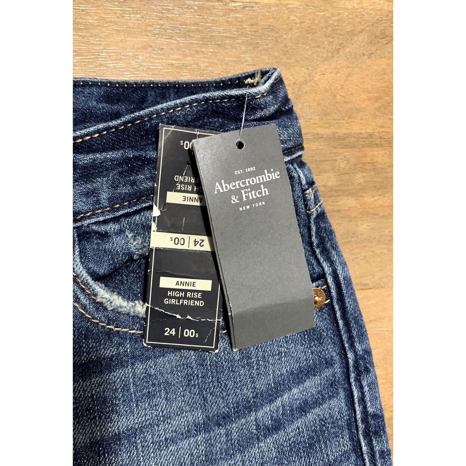 Abercrombie & Fitch Abercrombie & Fitch Jeans NWT Floral 5-Pocket High Rise Girlfriend 00 Women's Blue Denim 26x25 Size 26" / US 2 / IT 38 - 5 Thumbnail