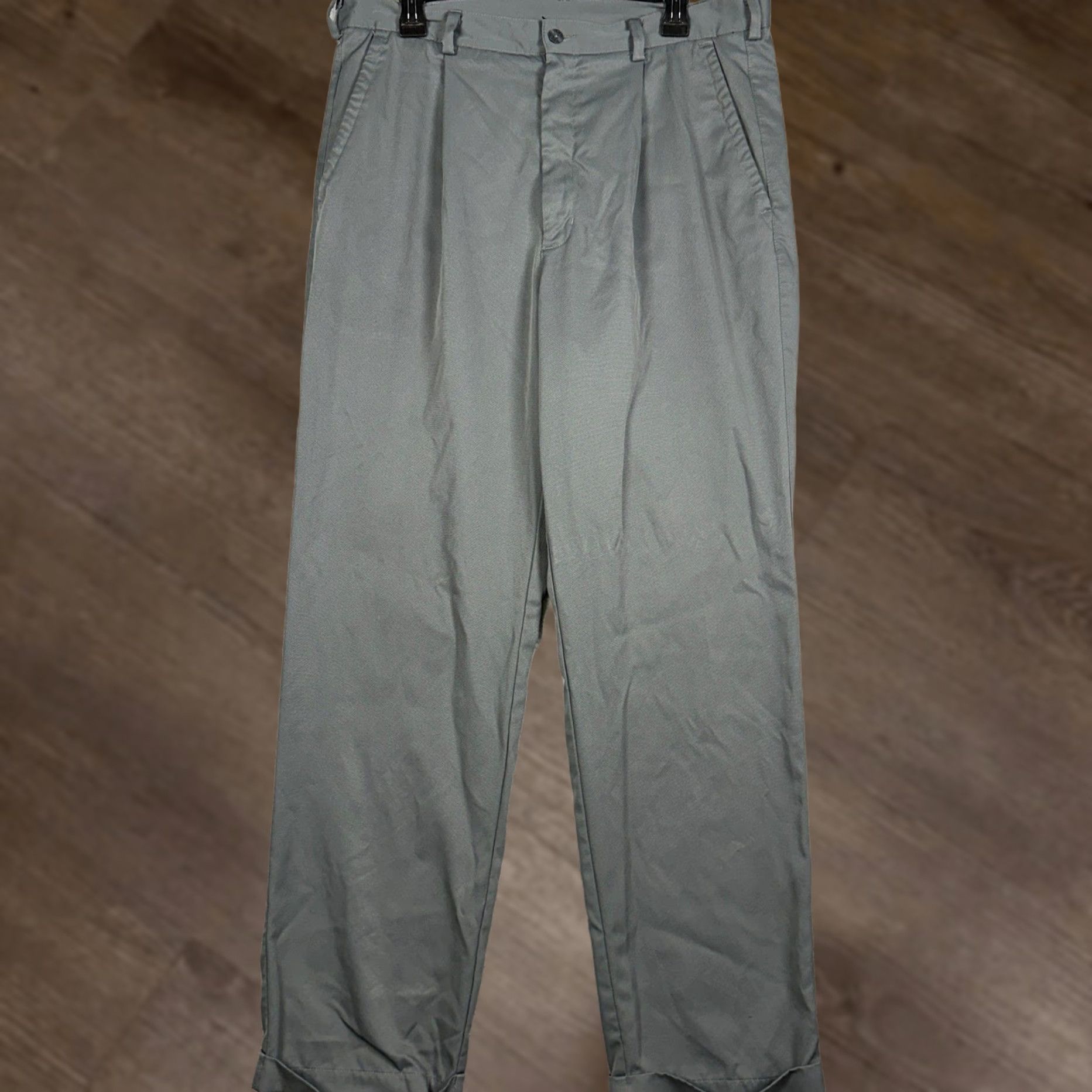 Nike Nike Golf Pants Mens 36X34 Gray Chino Pleated Straight Cuffed Zipper Button Swoosh Pockets Size US 36 / EU 52 - 1 Thumbnail