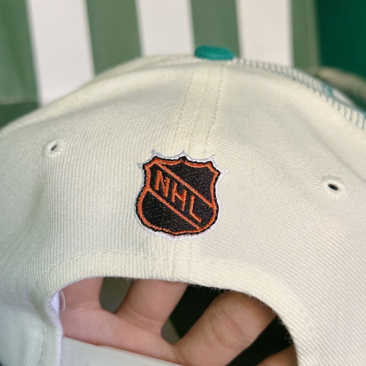 NHL × Sports Specialties × Vintage Vintage 90s Mighty Ducks Laser Sports Specialties Hat Size ONE SIZE - 6 Thumbnail