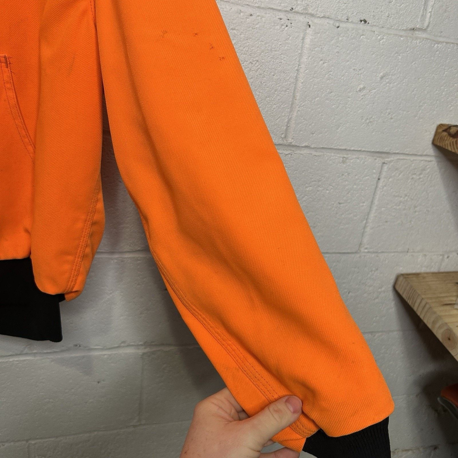 Carhartt Vintage Carhartt Hooded Active Jacket “Blaze Orange” JRW09 Size US M / EU 48-50 / 2 - 9 Thumbnail