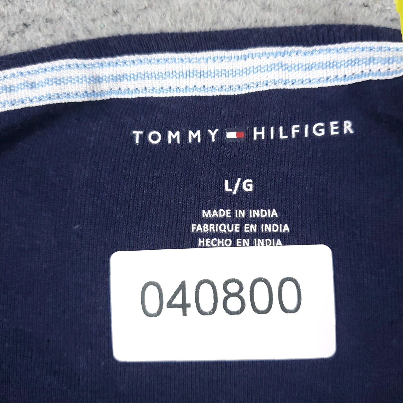 Tommy Hilfiger Tommy Hilfiger T Shirt Womens Large Blue Casual Short Sleeve Ladies Size L / US 10 / IT 46 - 6 Thumbnail