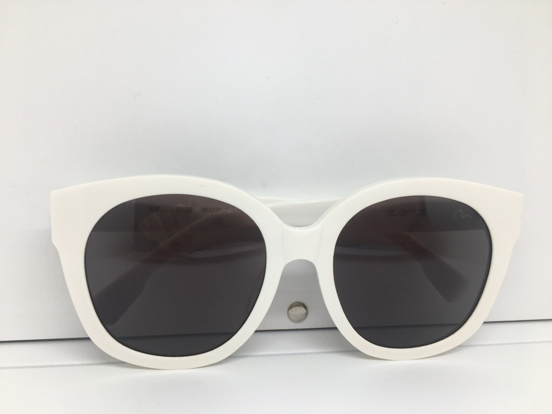 Vintage MOD EVISU OVERSIZE WHITE SHIBUYA PLAYA SUNGLASSES Size ONE SIZE - 8 Thumbnail