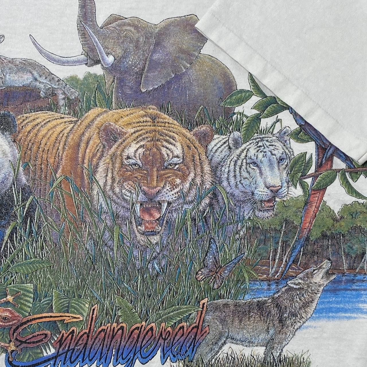 Anvil Vintage Endangered Animals White Nature Tee Size XL Size US XL / EU 56 / 4 - 3 Thumbnail