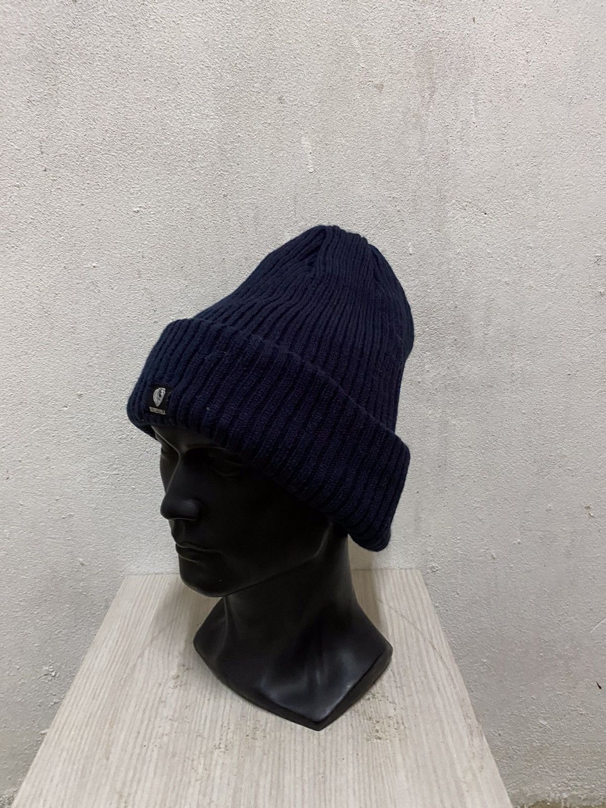 Vintage Vintage Arcland Small Logo Beanie Hat Size ONE SIZE - 3 Thumbnail