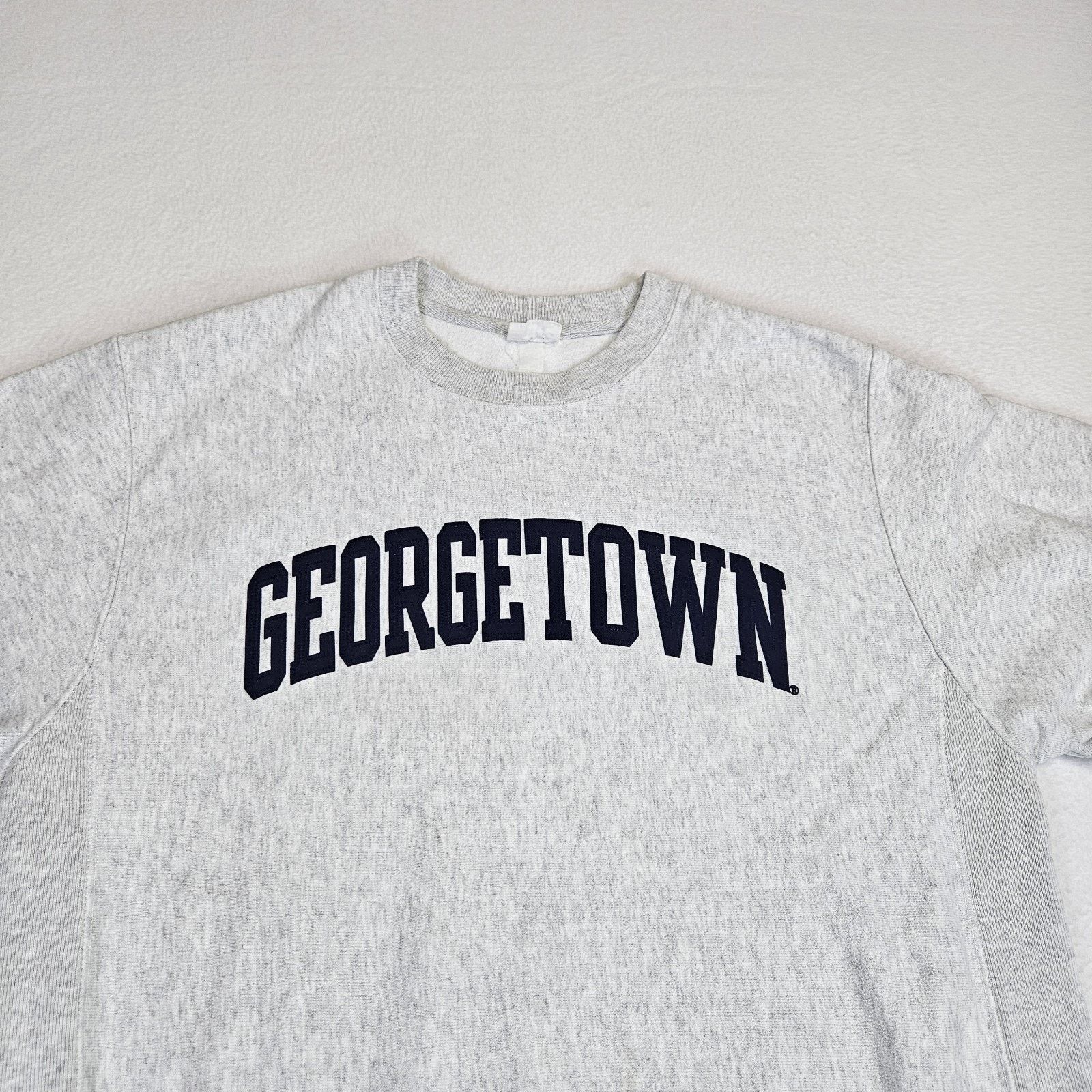 Champion VTG Champion Reverse Weave Crewneck Georgetown Sweatshirt Size US M / EU 48-50 / 2 - 4 Thumbnail