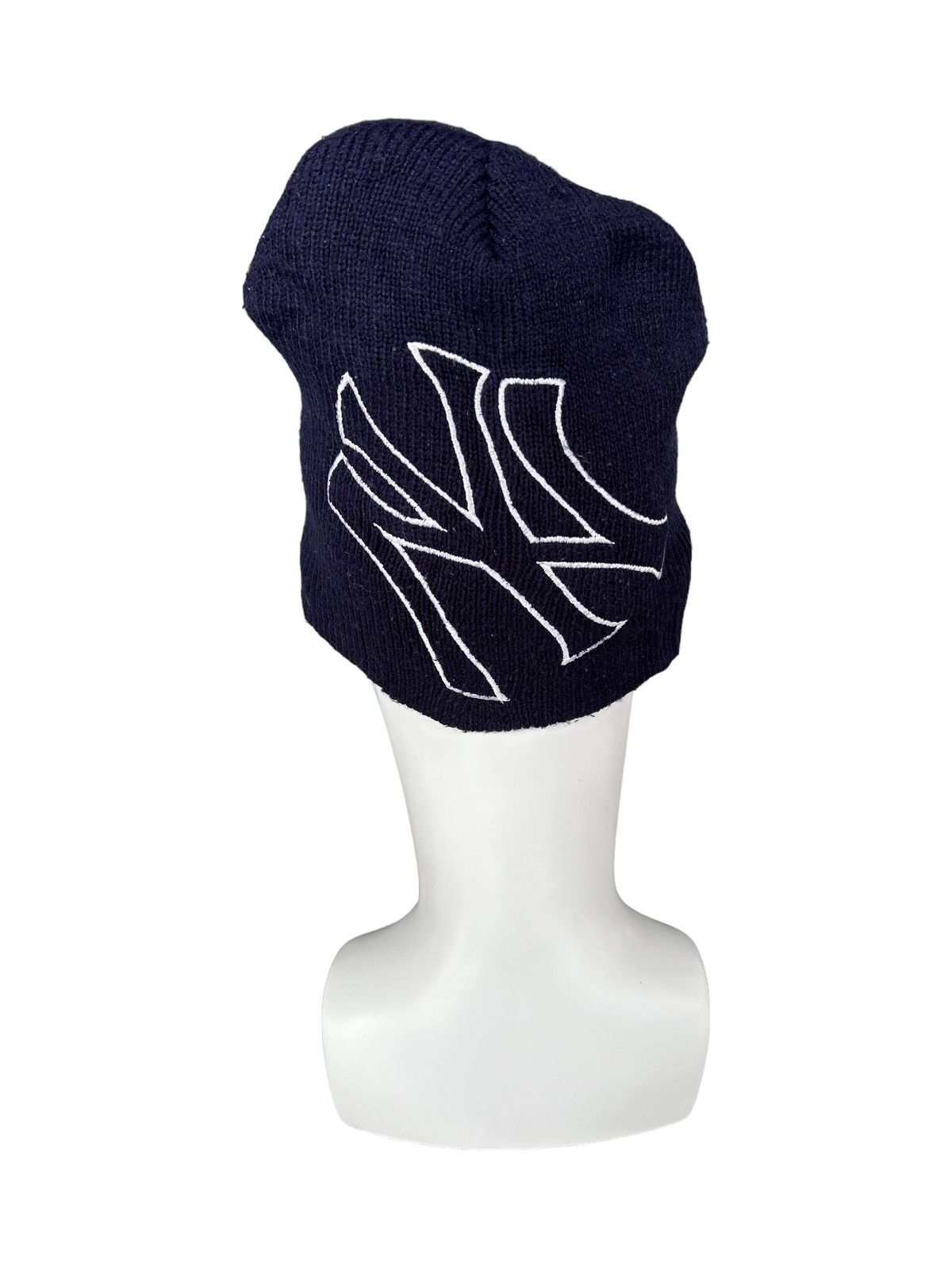 Japanese Brand × Vintage Vintage MLB Big Logo Beanie Hats Snowcap Size ONE SIZE - 1 Thumbnail