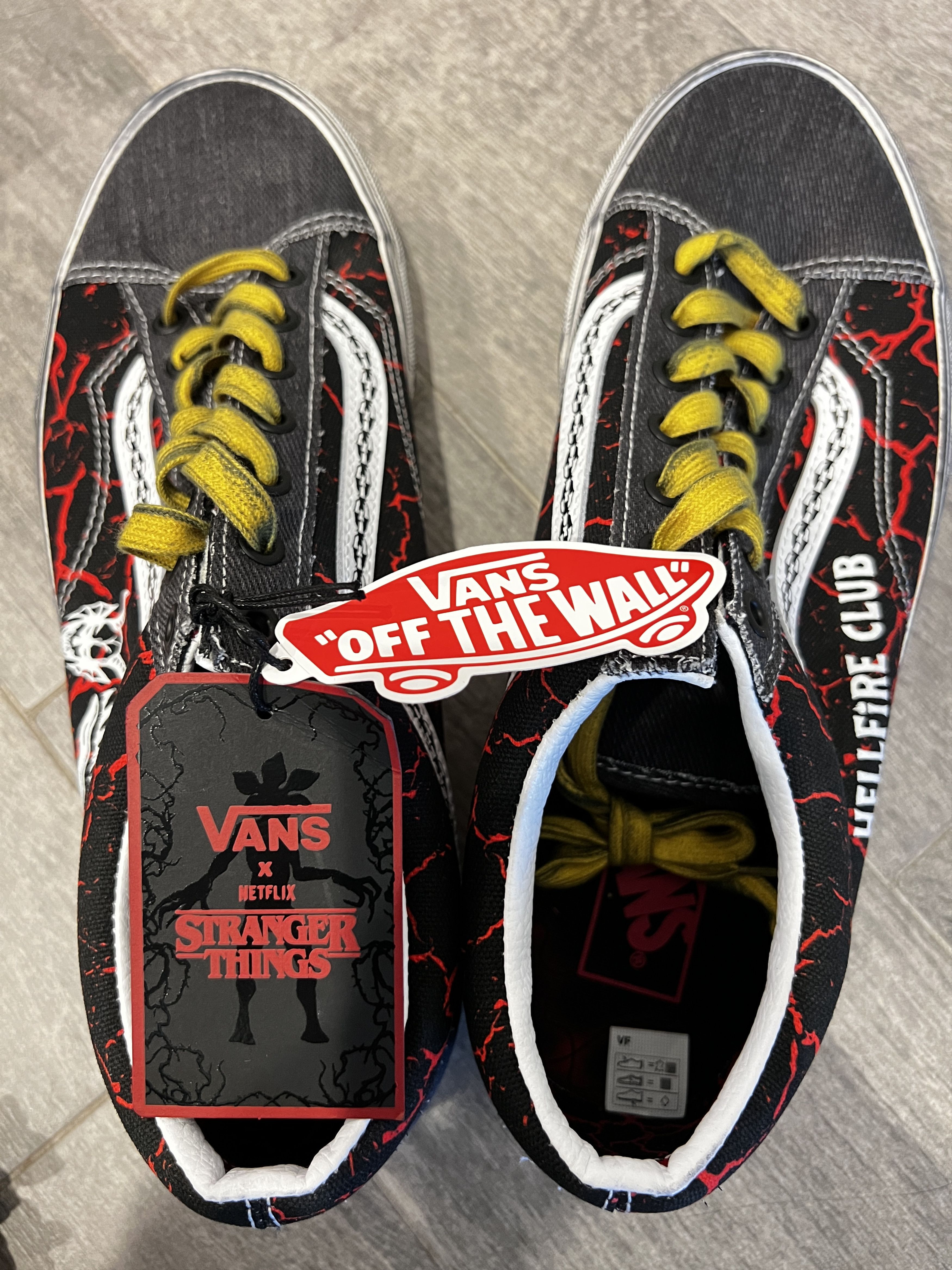 Vans Stranger Things Style 36 “Eddie Munson” Size US 10 / EU 43 - 7 Thumbnail