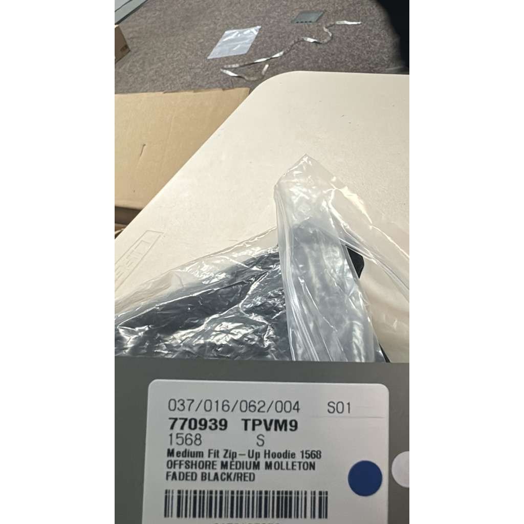 Balenciaga o1rshd1 Offshore Hoodie in Black Size US S / EU 44-46 / 1 - 20 Thumbnail