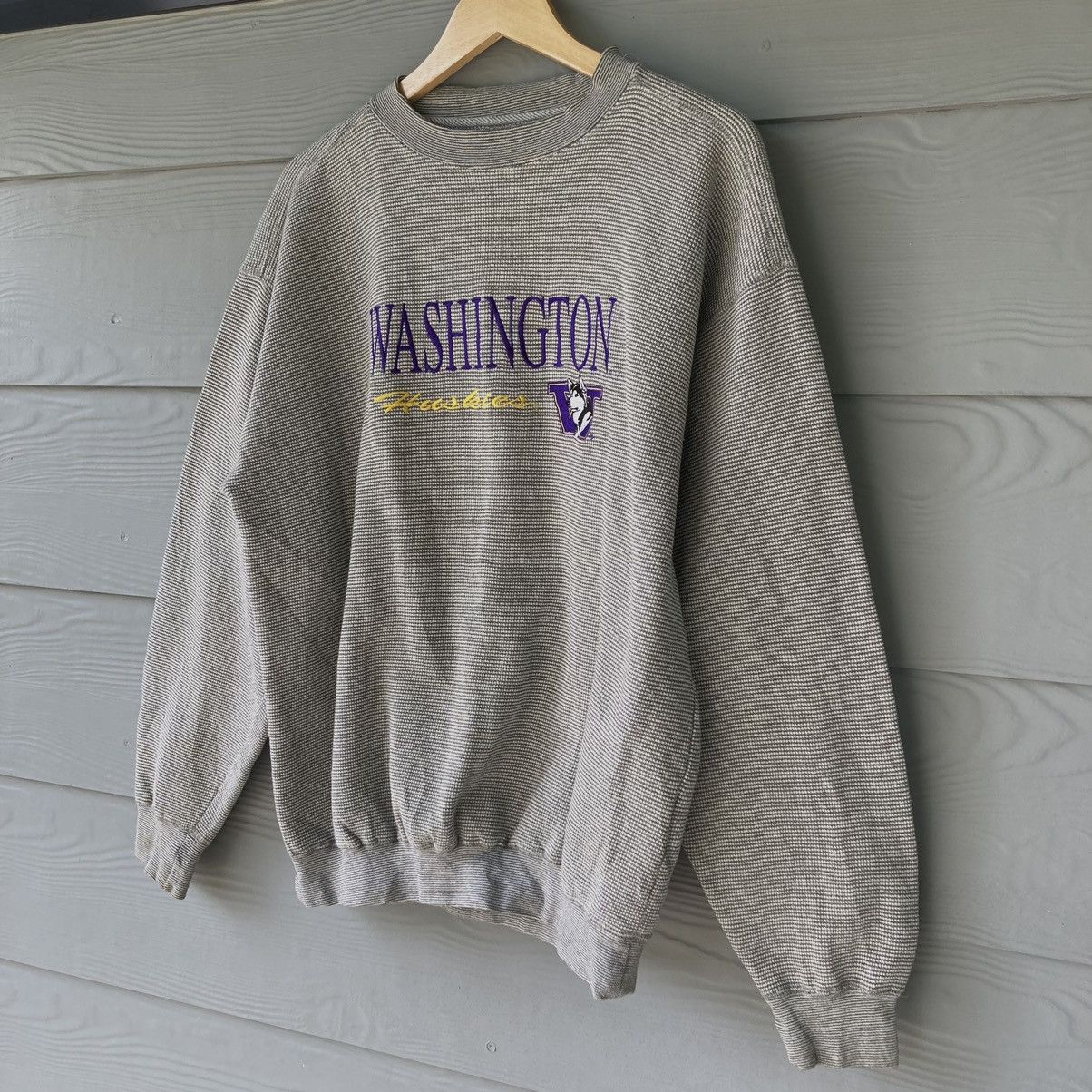 Vintage Vintage 90s Washington Huskies University Grey Sweatshirt Size US L / EU 52-54 / 3 - 3 Thumbnail