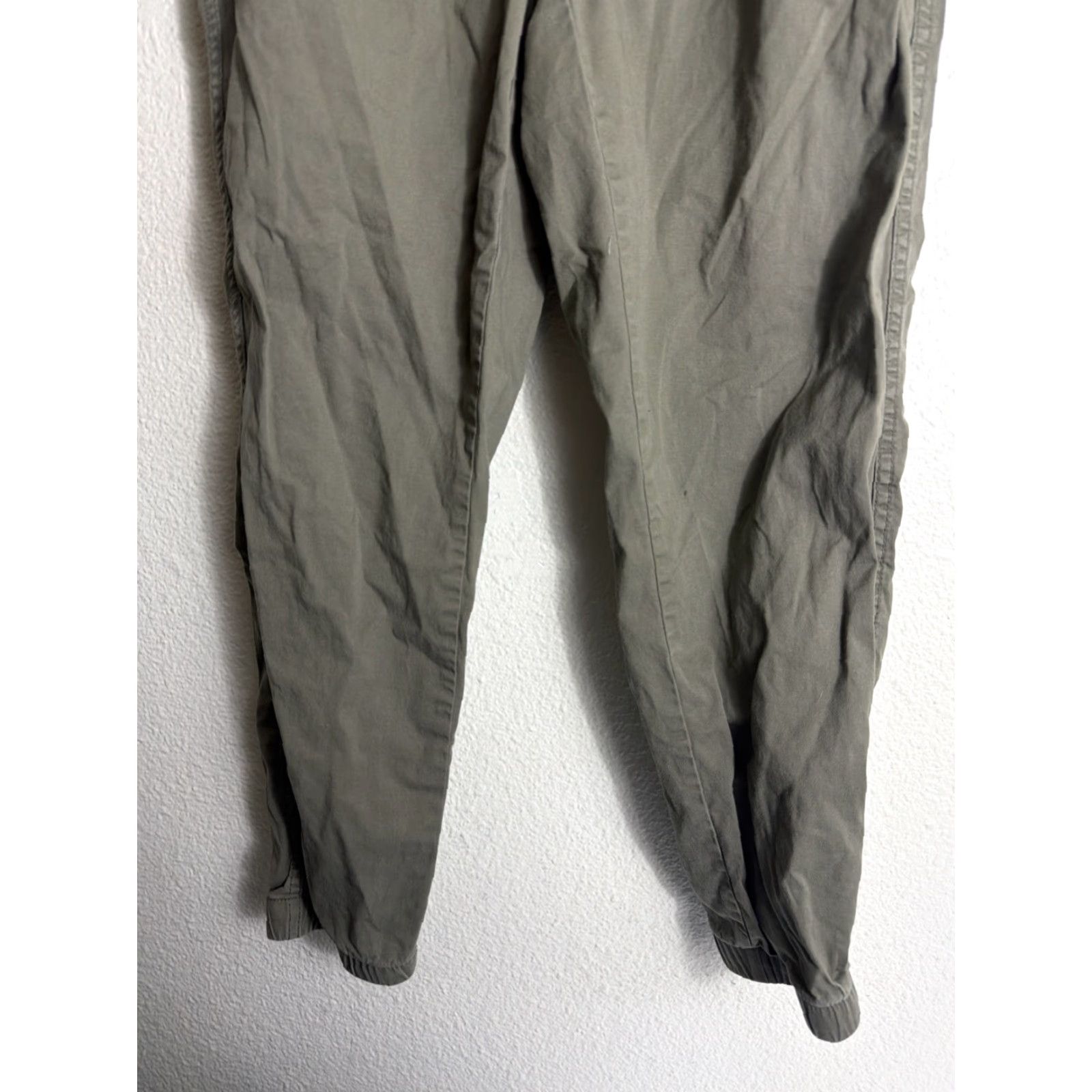 Gap VINTAGE? No. Just: Gap Men L Olive Ankle Joggers Cotton Elastane Drawstring Pants Size US 33 - 2 Thumbnail