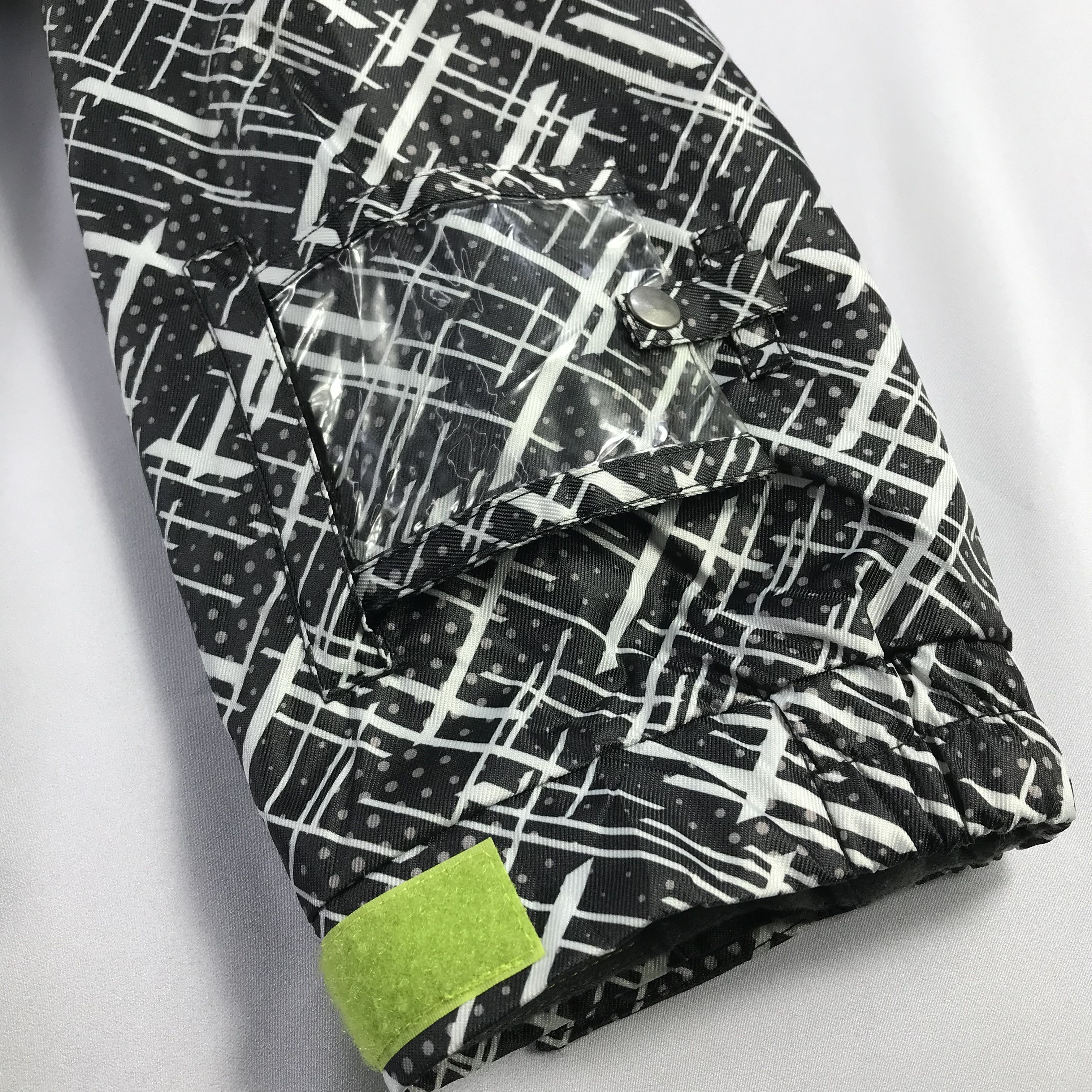 Japanese Brand Japanese Brand Windbreaker Hooded Full-Zip Snowboard Jacket Size US L / EU 52-54 / 3 - 4 Thumbnail