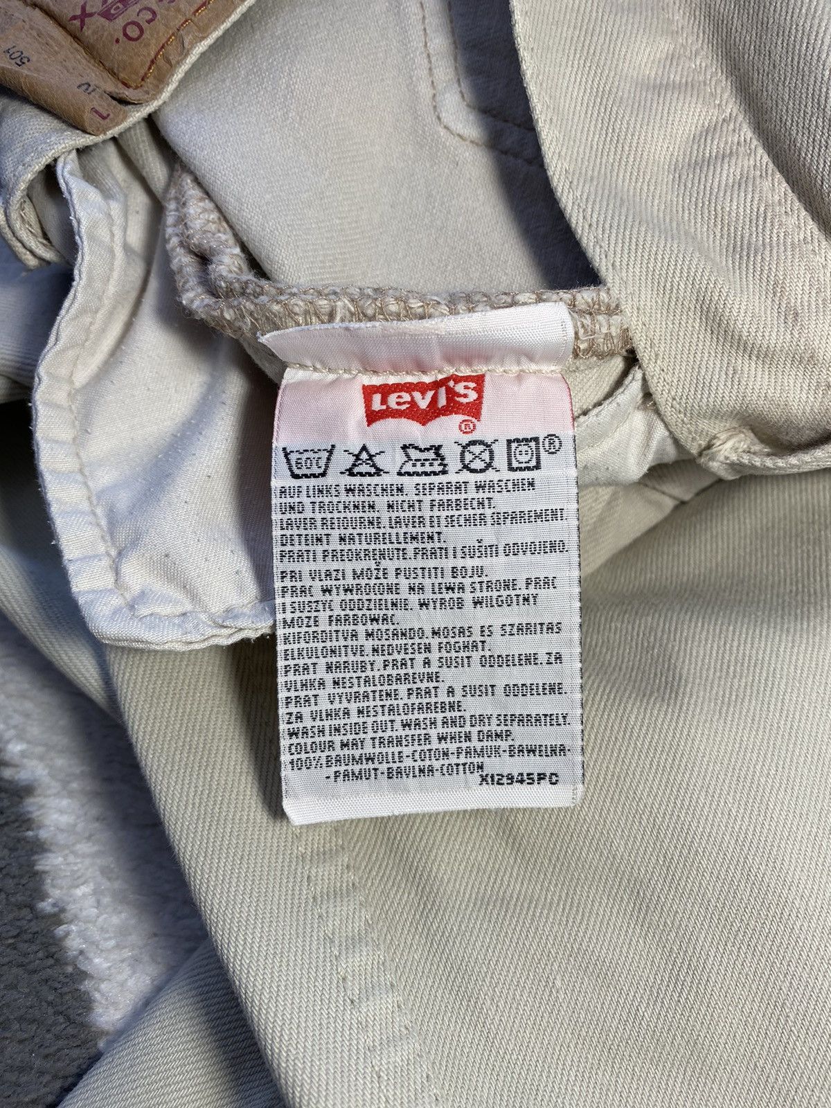 Levi's × Vintage Vintage 90’s Levi’s 501 men’s denim pants jeans Size US 32 / EU 48 - 14 Thumbnail