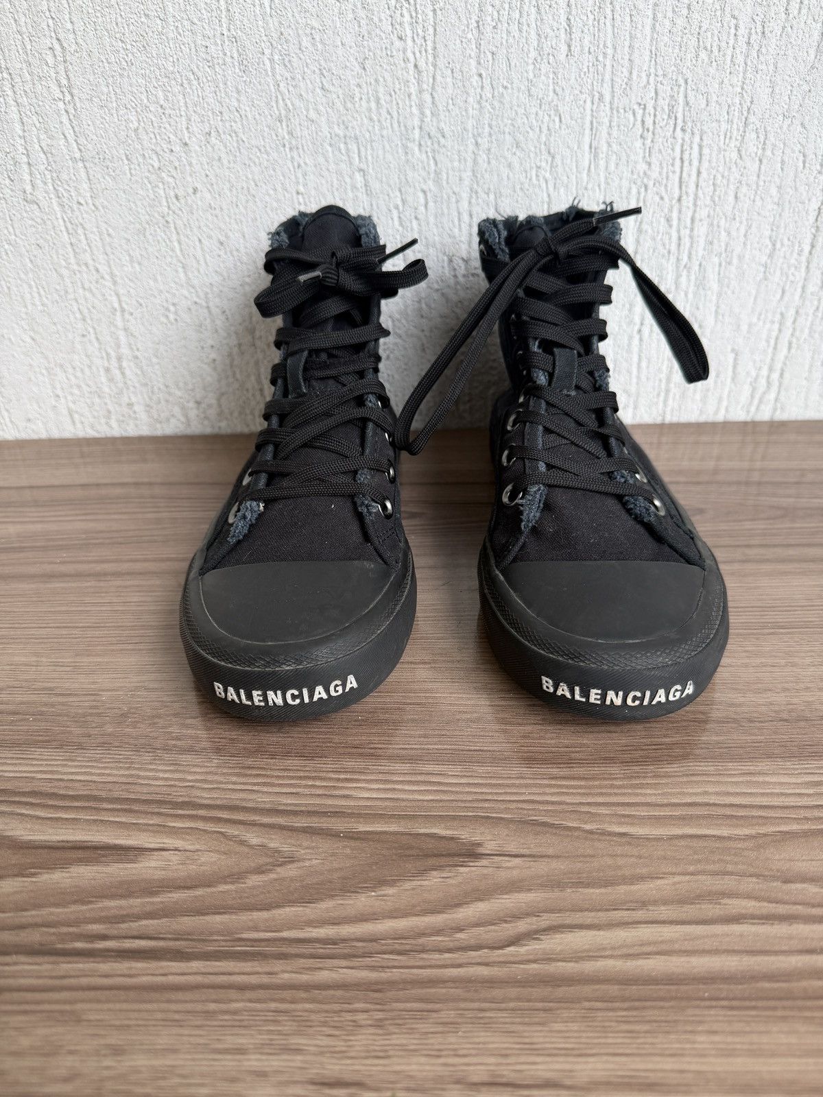 Balenciaga Distress paris sneaker Size US 7 / IT 37 - 7 Thumbnail
