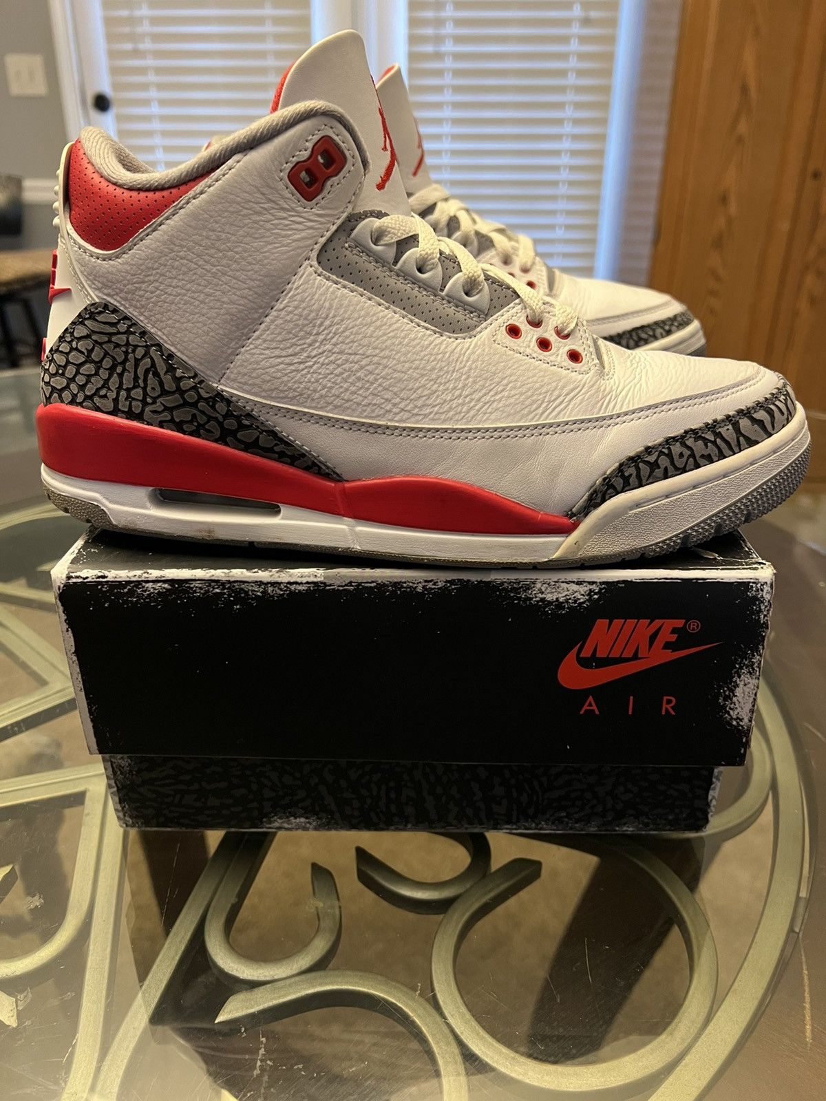 Jordan Brand Jordan 3 Retro “Fire Red” 2022 Size US 9.5 / EU 42-43 - 4 Thumbnail