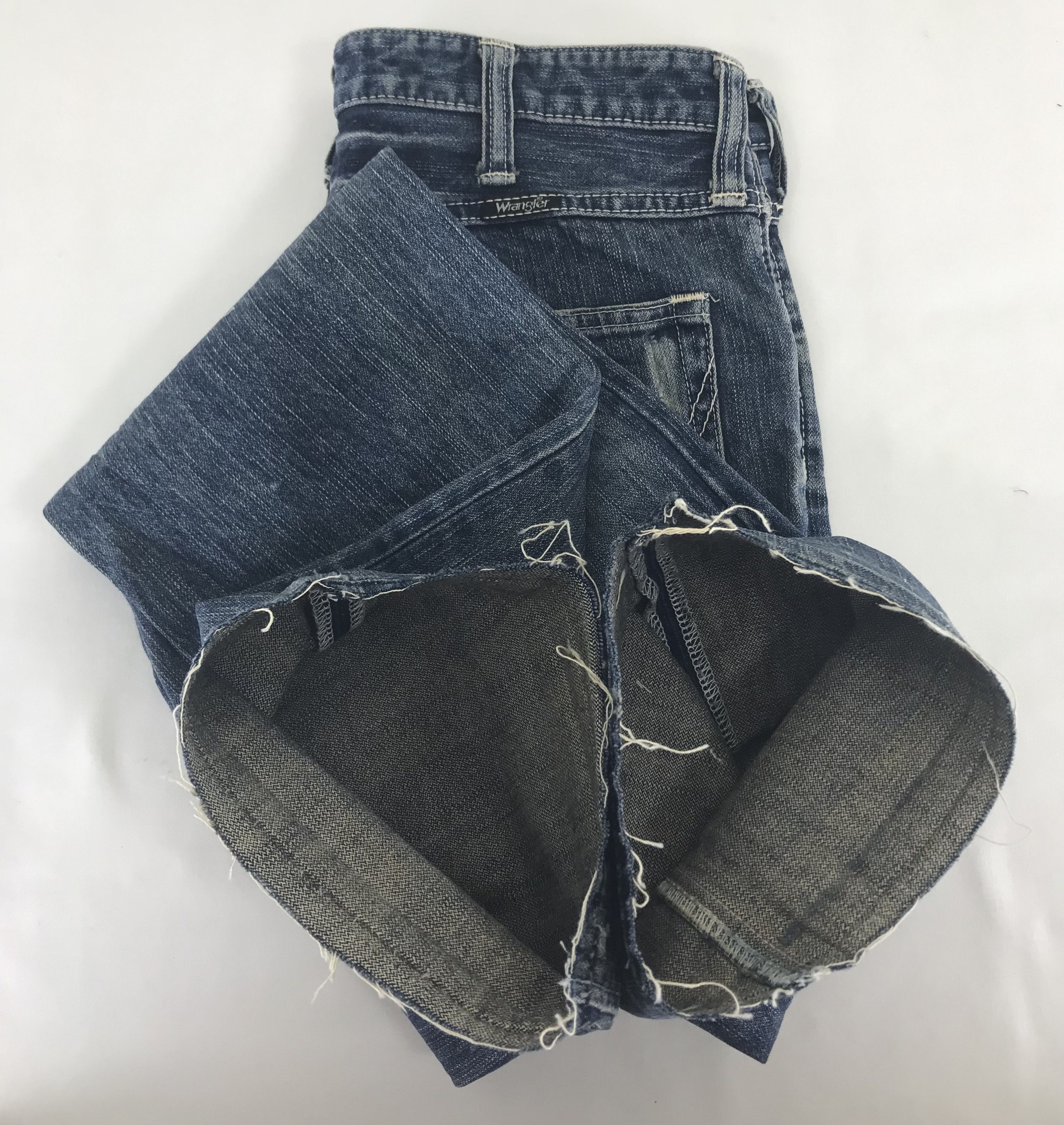 Wrangler Vintage Wrangler Distressed Flare Jeans Size US 30 / EU 46 - 14 Thumbnail