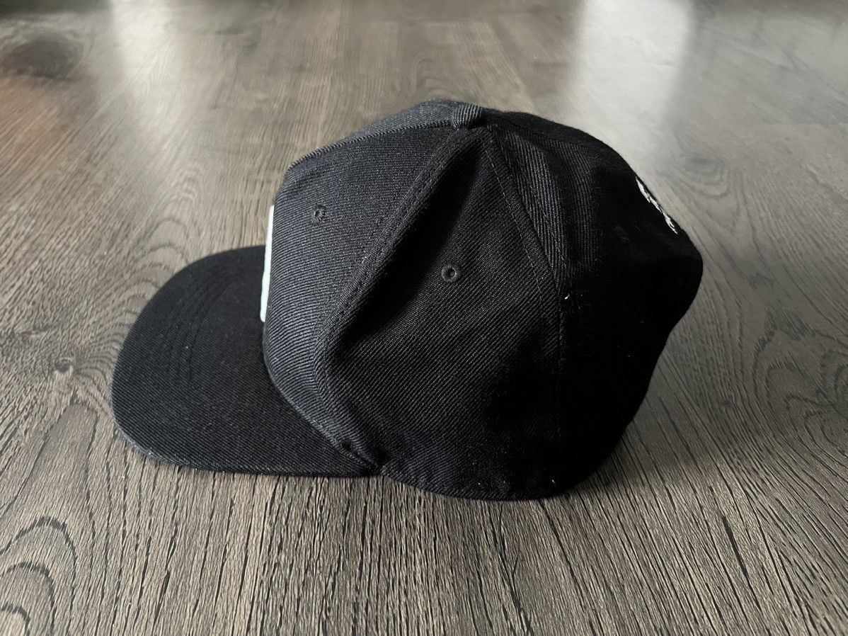 Japanese Brand ONE OK ROCK - Cap / Hat / Snapback / Six Panels Size ONE SIZE - 7 Thumbnail