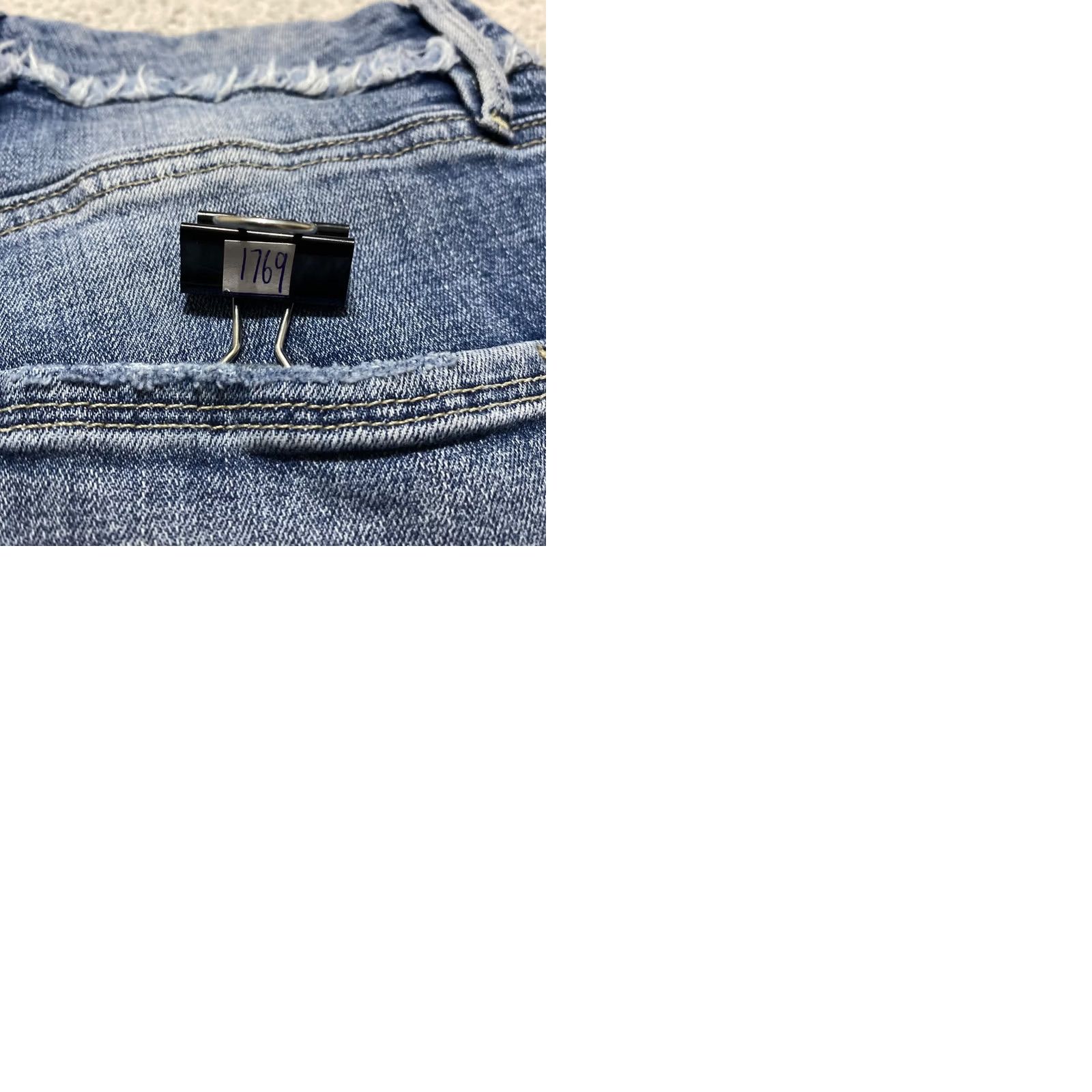 Good American Good American Jeans Womens 6 Blue Denim Medium Wash Skinny High Rise Distressed Pocket Zipper Button 5-Pocket Size 28" / US 6 / IT 42 - 9 Thumbnail