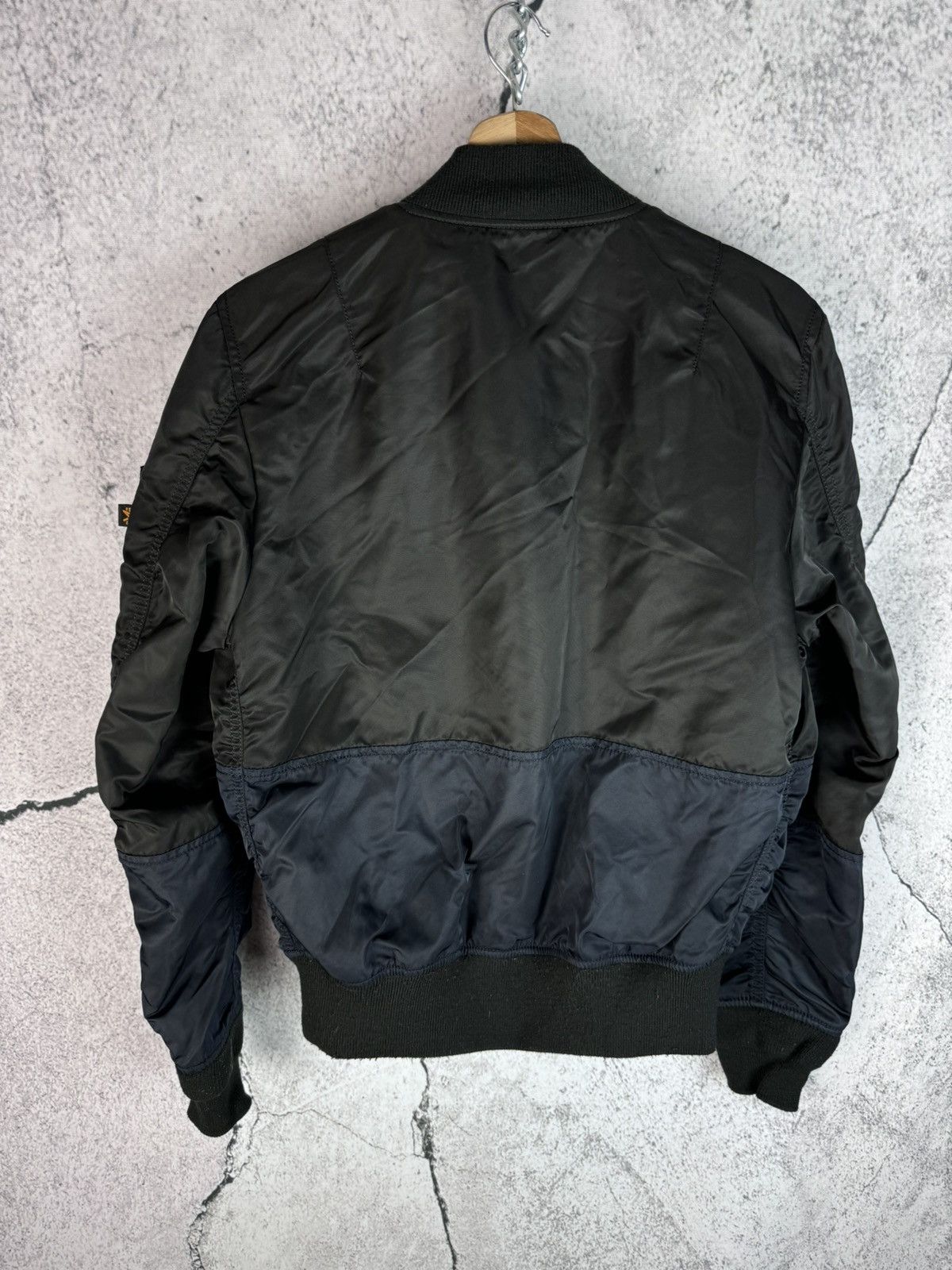Alpha Industries Vintage Alpha Industries Bomber Hooded Jacket Men’s Size S Size US S / EU 44-46 / 1 - 2 Thumbnail