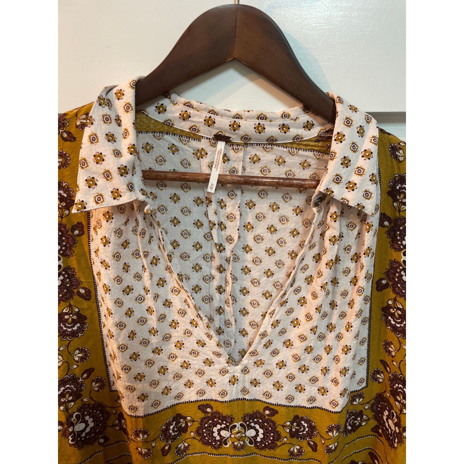 Free People Free People Bohemian Changing Times Printed Blouse Tea, sz M Size M / US 6-8 / IT 42-44 - 5 Thumbnail