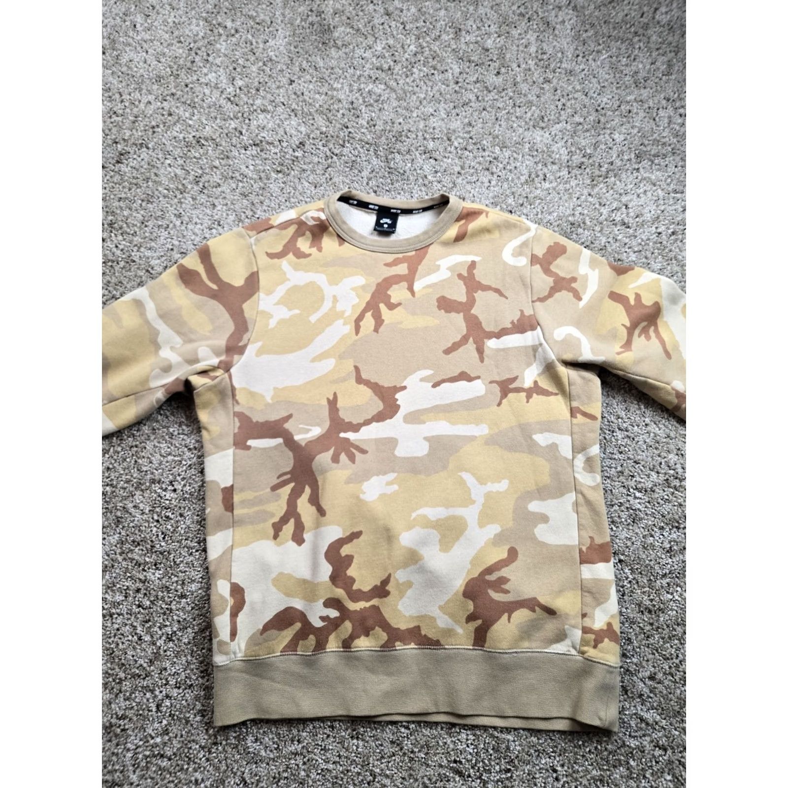 Nike Nike SB Sweatshirt Mens Medium Desert Camo Crewneck Pullover Long Sleeve Size US M / EU 48-50 / 2 - 4 Thumbnail