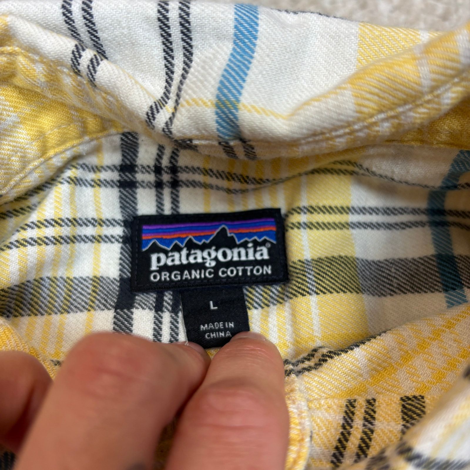 Patagonia Patagonia Lightweight Fjord Flannel Button Up Shirt Men's L Size US L / EU 52-54 / 3 - 4 Thumbnail