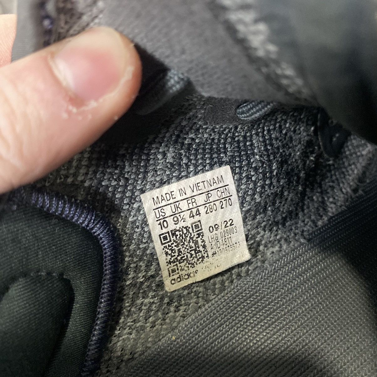 Adidas Adidas Yeezy Boost 350 Size US 10 / EU 43 - 6 Thumbnail