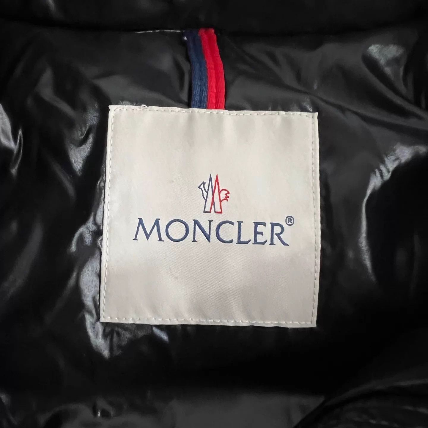 Moncler Moncler classic down jacket black logo sleeve size 5 mint Size US XXL / EU 58 / 5 - 6 Thumbnail