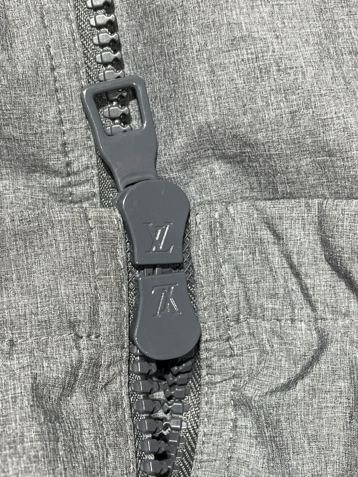 Louis Vuitton Louis Vuitton x Virgil Abloh Size US M / EU 48-50 / 2 - 10 Thumbnail