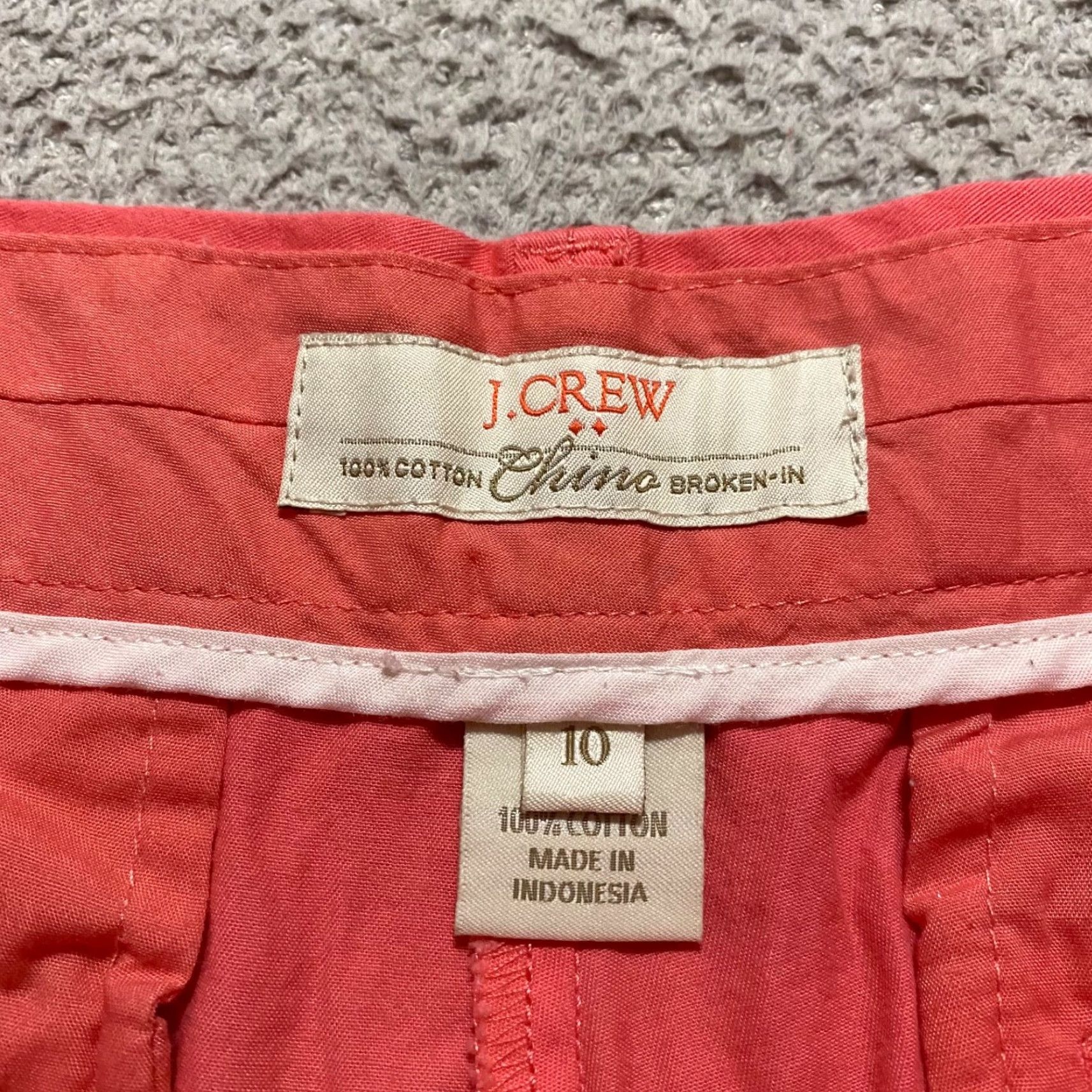 J.Crew J.CREW Pink Shorts Chino 100% Cotton Mid Rise Inseam 4" Front Flat Front Pockets Women Size 10 Size 32" / US 10 / IT 46 - 3 Thumbnail
