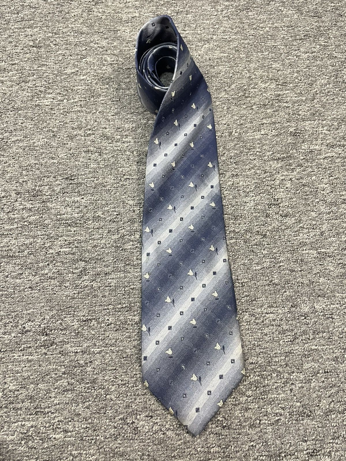 Yves Saint Laurent Vintage Yves Saint Laurent Silk Ties Size ONE SIZE - 4 Thumbnail