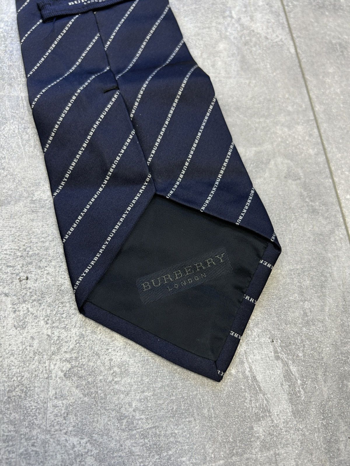 Burberry × Vintage Mens Vintage Burberry novacheck tie luxury rare monogram Size ONE SIZE - 3 Thumbnail