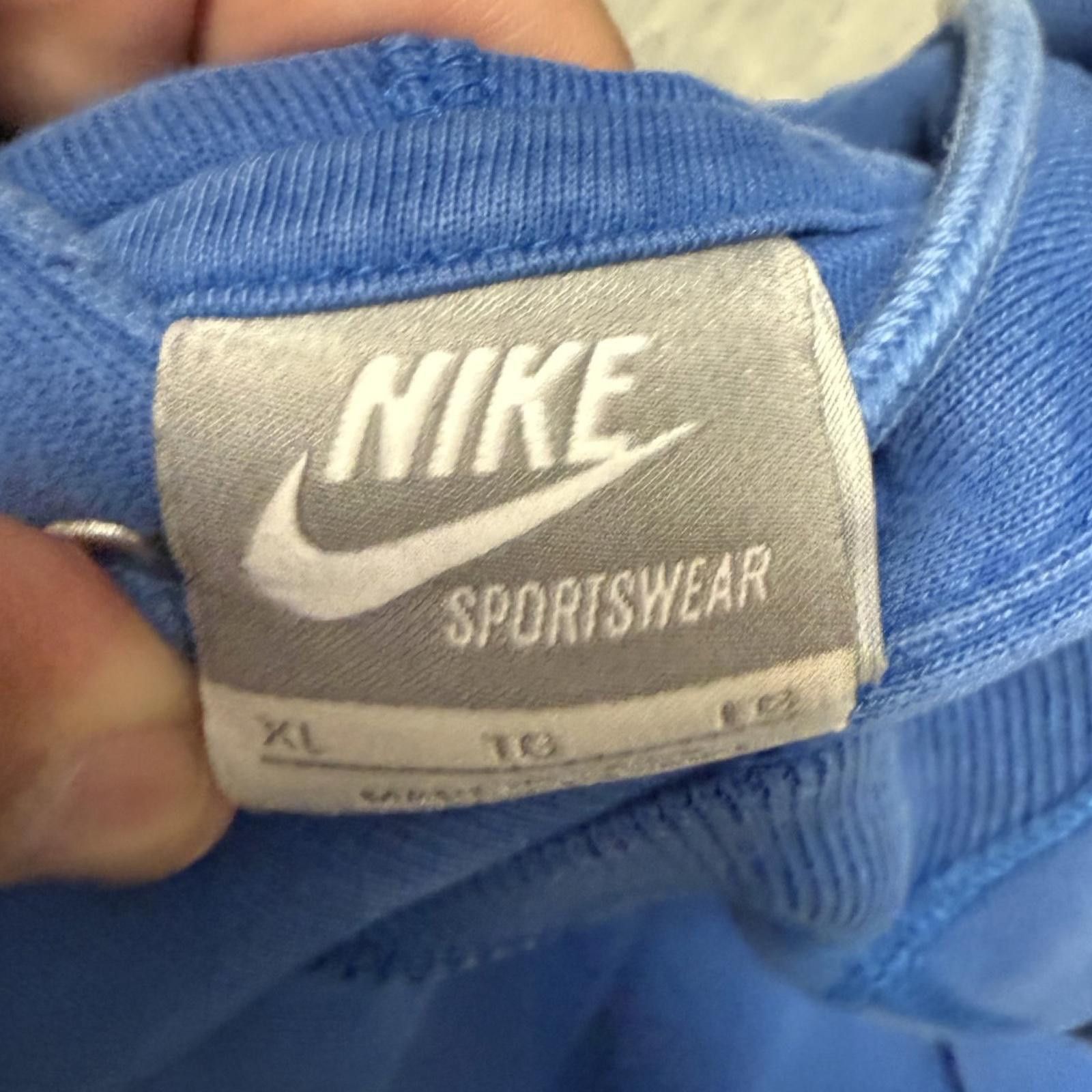 Nike Y2K Nike Hoodie — XL — Size US XL / EU 56 / 4 - 5 Thumbnail