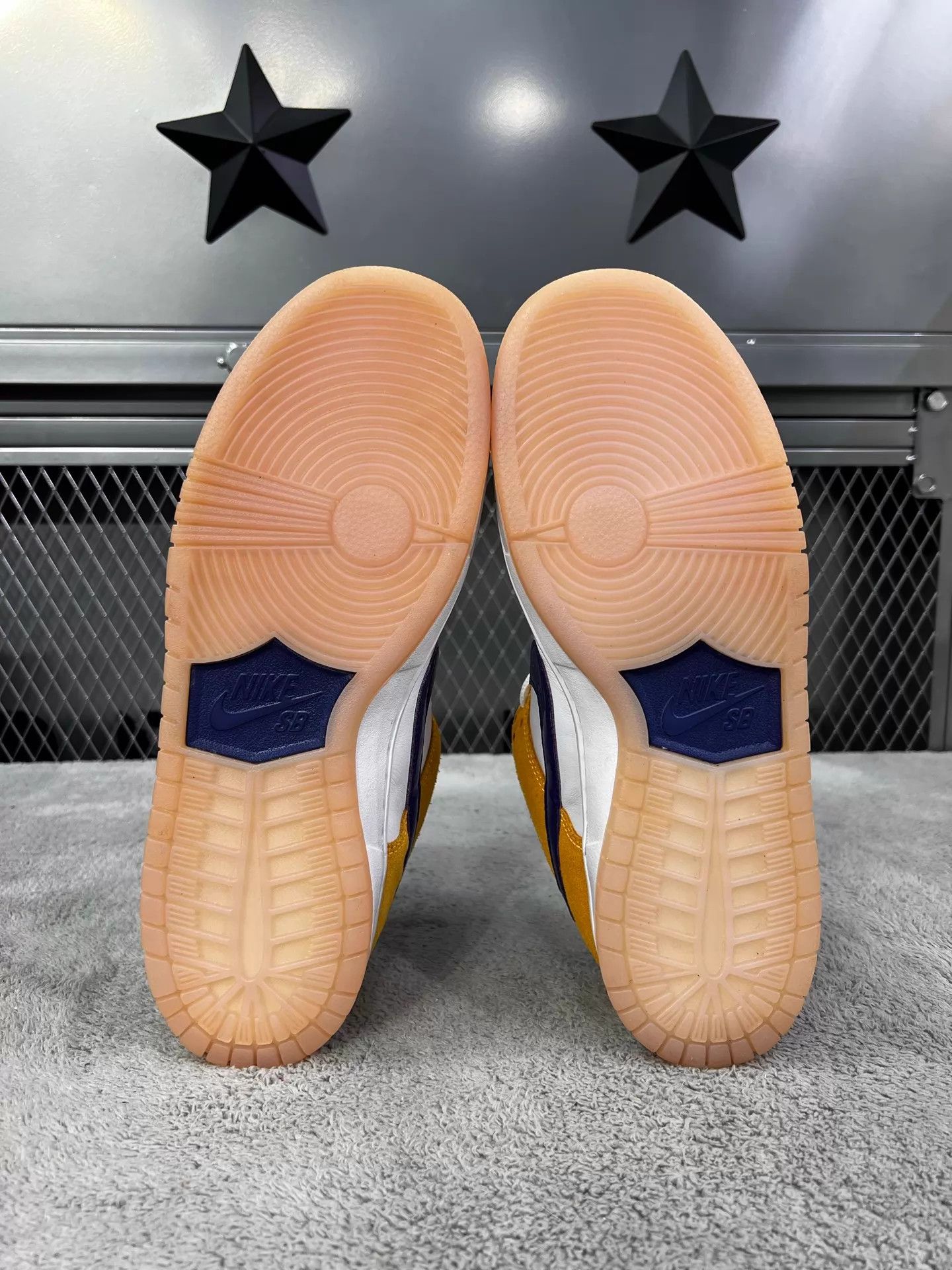 Nike Nike Dunk SB Pro Lakers Purple Gold Laser Orange Size US 8 / EU 41 - 5 Thumbnail
