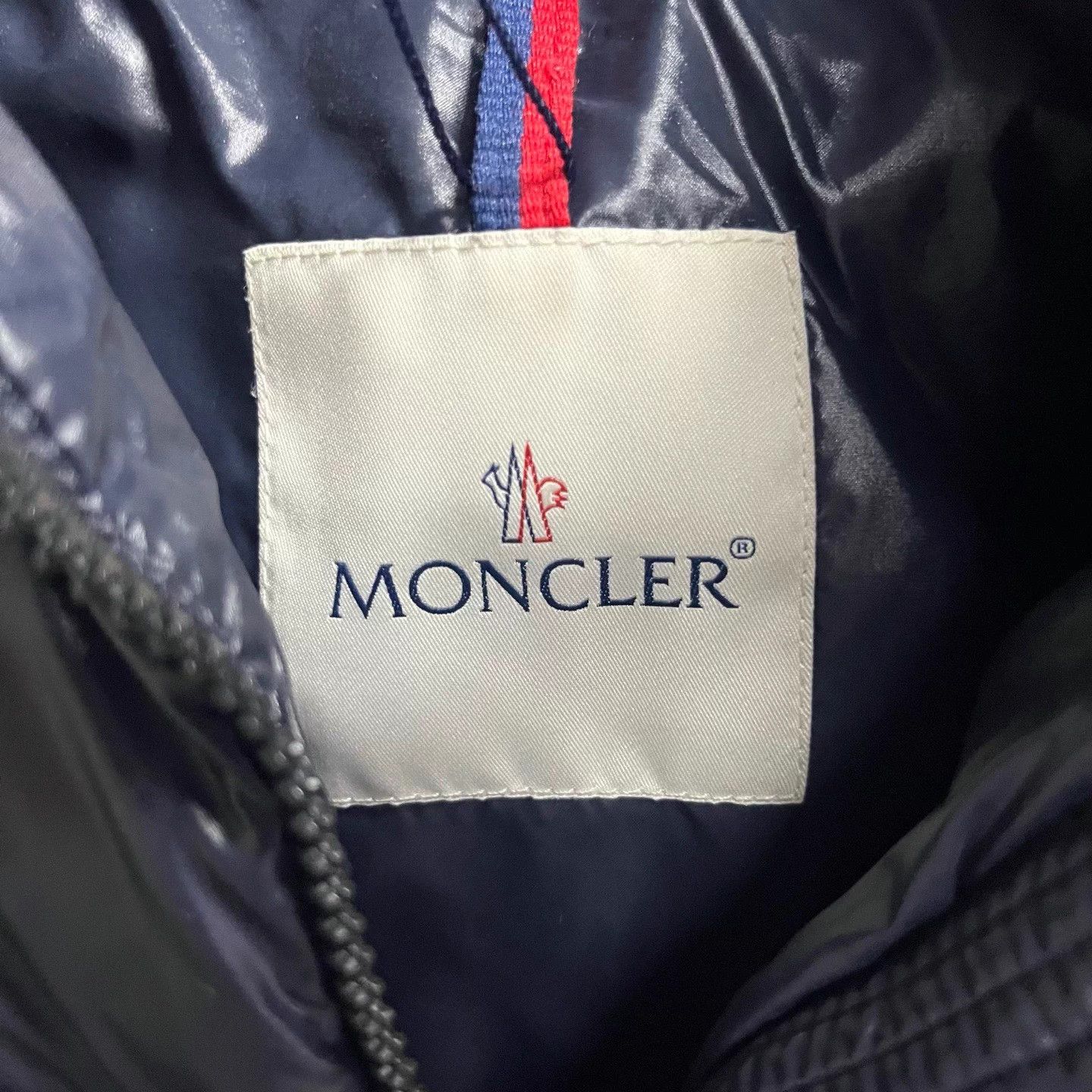 Moncler Moncler Navy Lacquered Double-Zip Short Down Jacket Size:1 Size S / US 4 / IT 40 - 4 Thumbnail