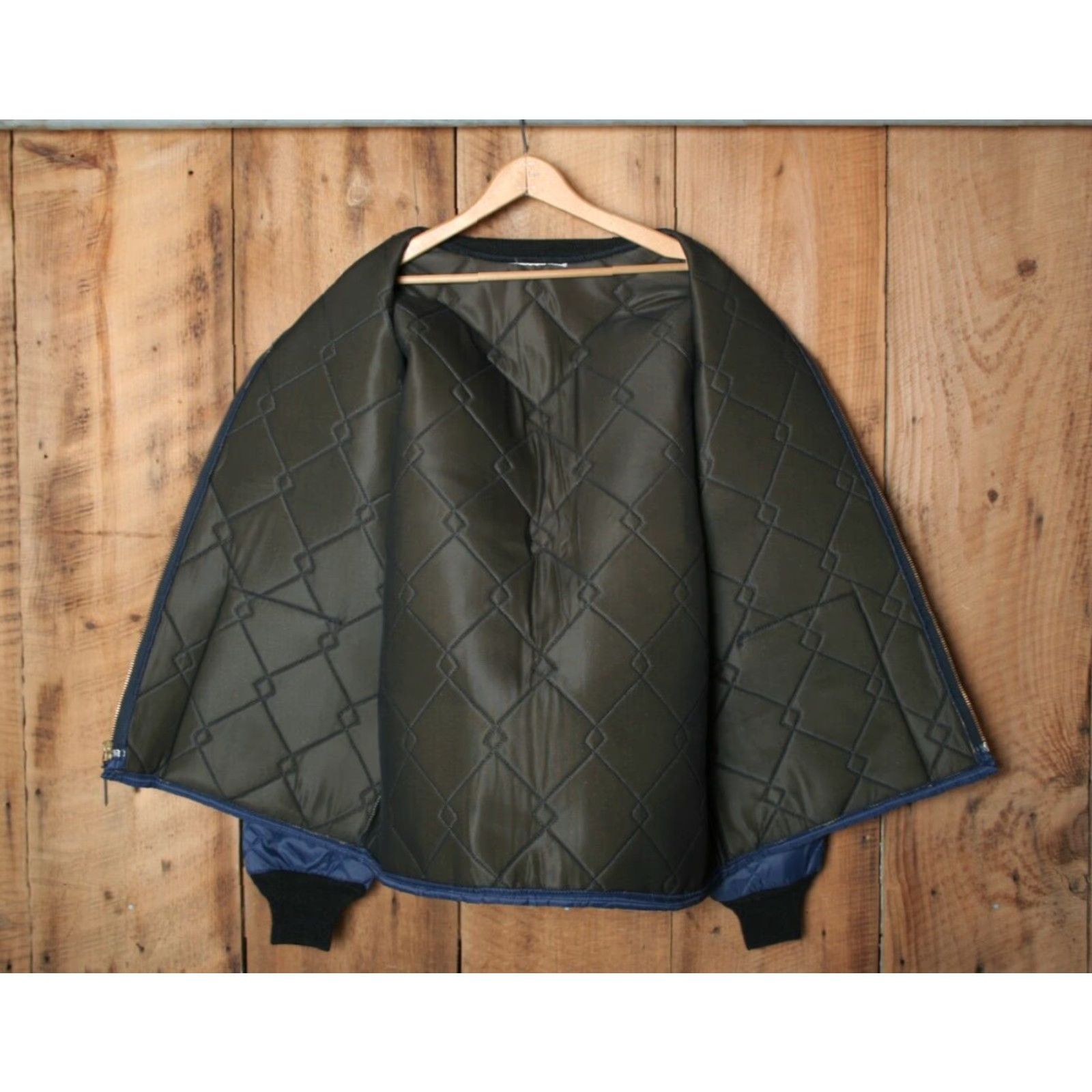 Imperial VINTAGE KEY IMPERIAL Blue Diamond Quilted Insulated Bomber Jacket XL/2XL Mens Jacket Size US XL / EU 56 / 4 - 7 Thumbnail