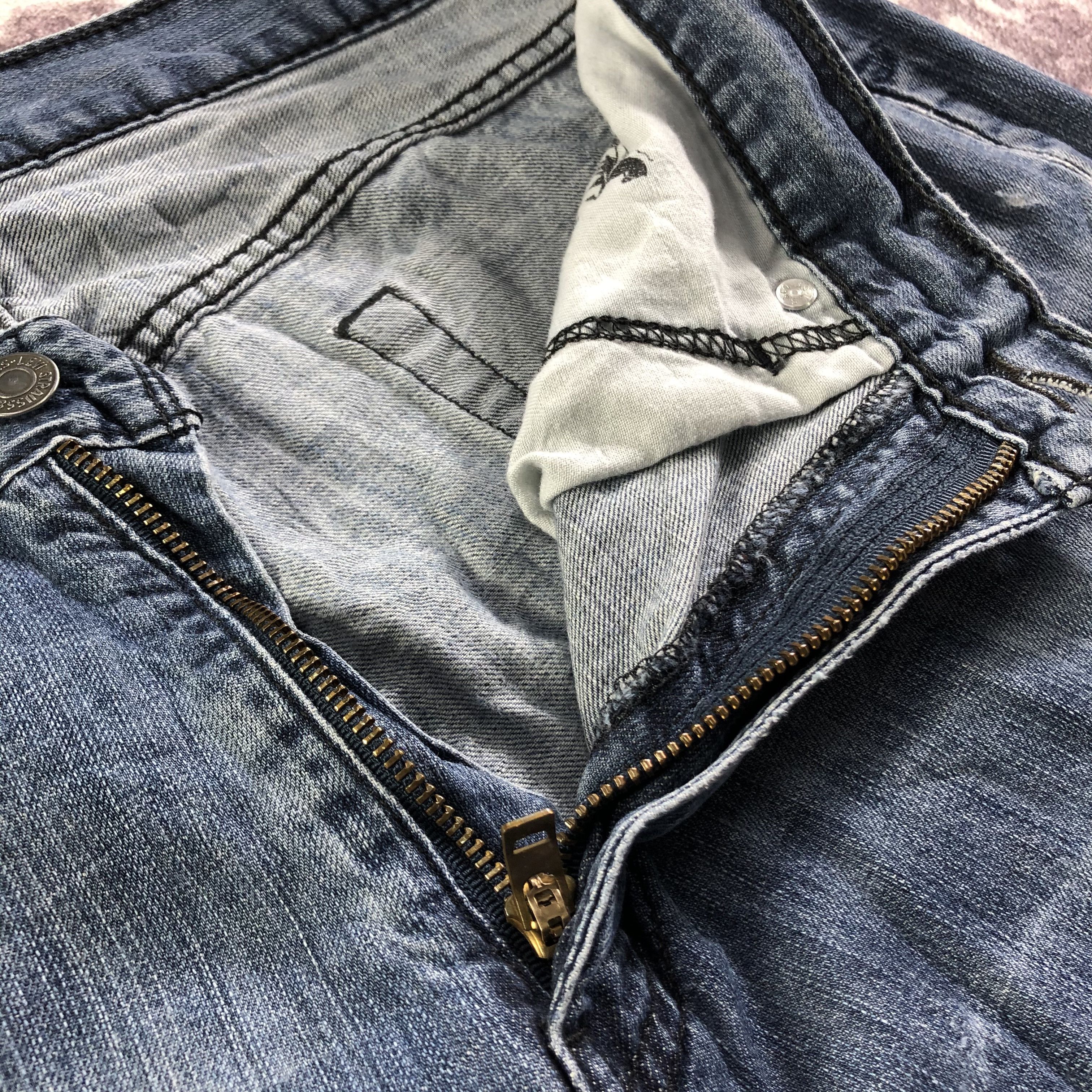 Levi's × Vintage Vintage Blue Wash Levis 559 Jeans-JM3380 Size US 34 / EU 50 - 7 Thumbnail