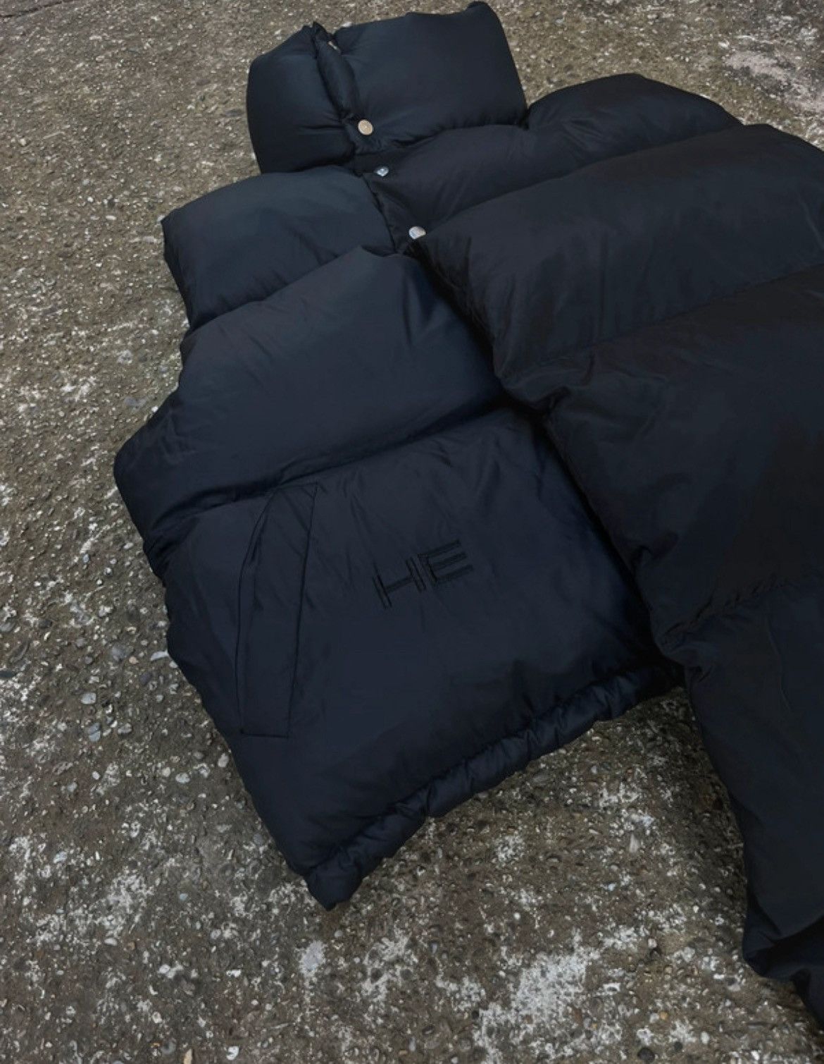 Heliot Emil Heliot Emil black padded sample asymmetric vest Size US L / EU 52-54 / 3 - 2 Thumbnail