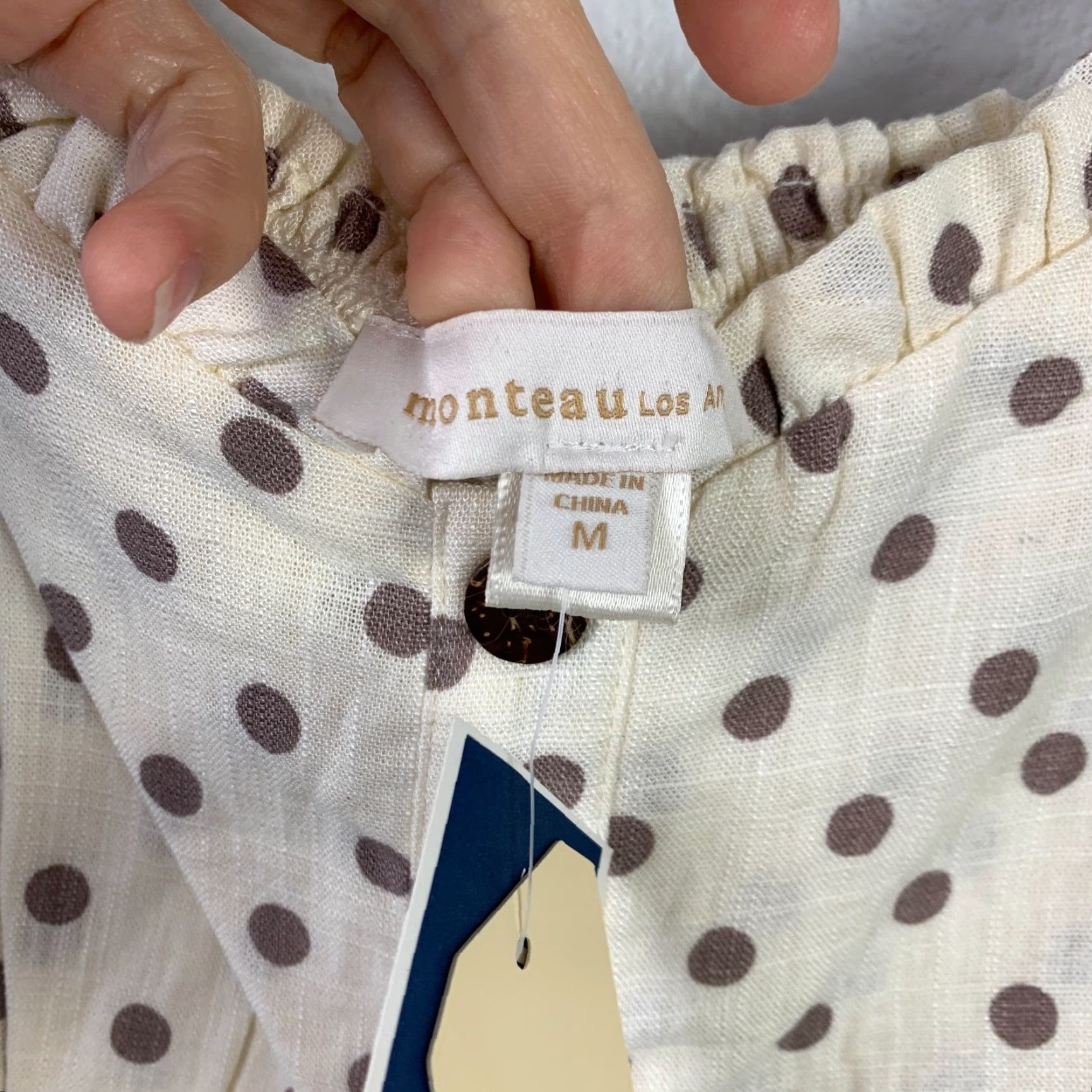 Vintage Monteau Los Angeles Brown Pinup Polka Dot Puff Sleeve Blouse Shirt Medium NWT Linen Rayon Ivory Short Sleeve Ladies Regular Size M / US 6-8 / IT 42-44 - 4 Thumbnail
