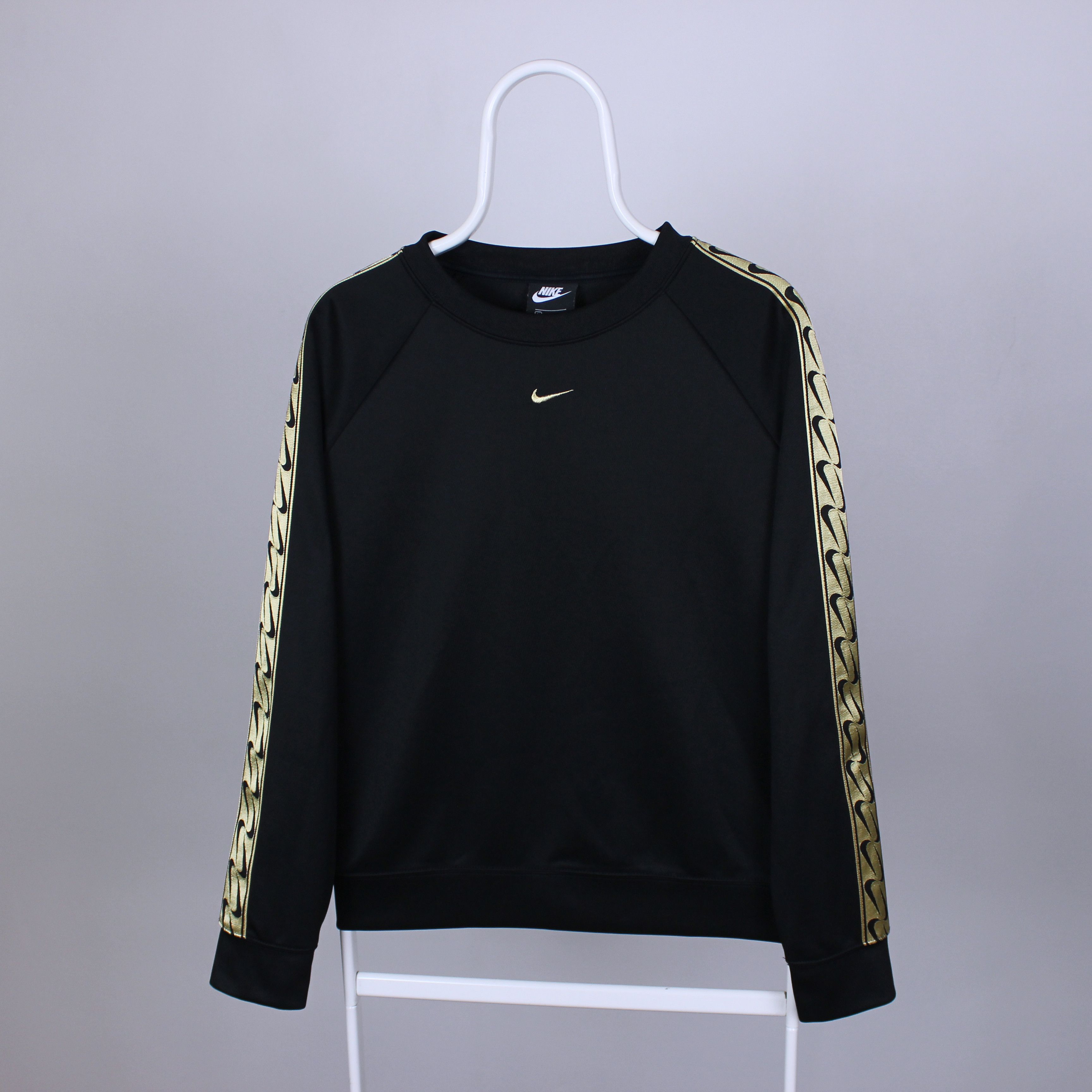 Nike Nike womens logo tape crew M black Size M / US 6-8 / IT 42-44 - 1 Thumbnail
