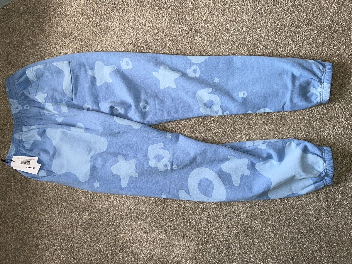 Sp5der × Spyder × Young Thug Dusty blue beluga sp5der sweatpants Size US 30 / EU 46 - 2 Thumbnail